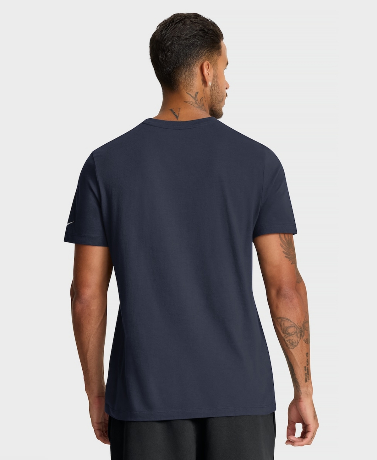 Nike Men's Navy Chicago Bears Essential Logo T-Shirt