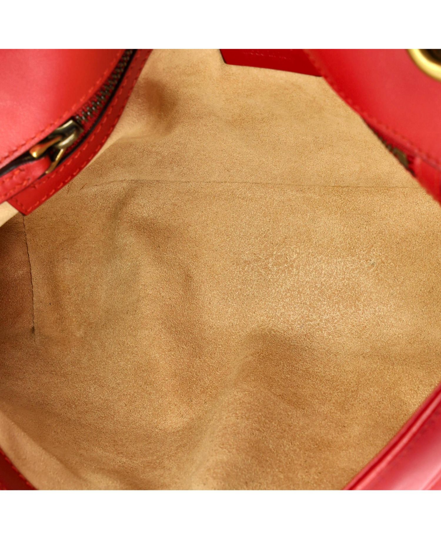 Medium GG Marmont Flap Bag Matelasse Leather