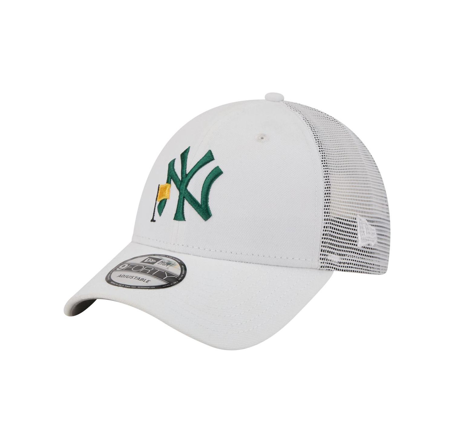 Men's White New York Yankees Flag 9FORTY Trucker Adjustable Hat