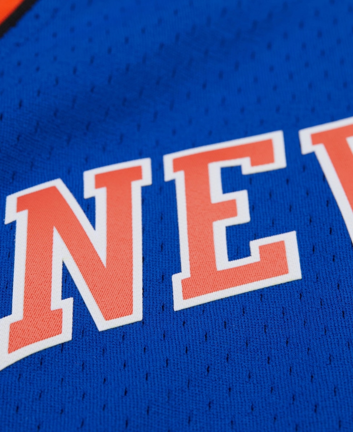 Mitchell & Ness Men's Carmelo Anthony Blue New York Knicks Big Tall 2010/11 Swingman Jersey