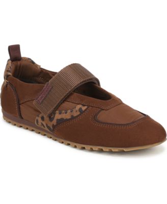 Women's Raina Round Toe Sneakers
