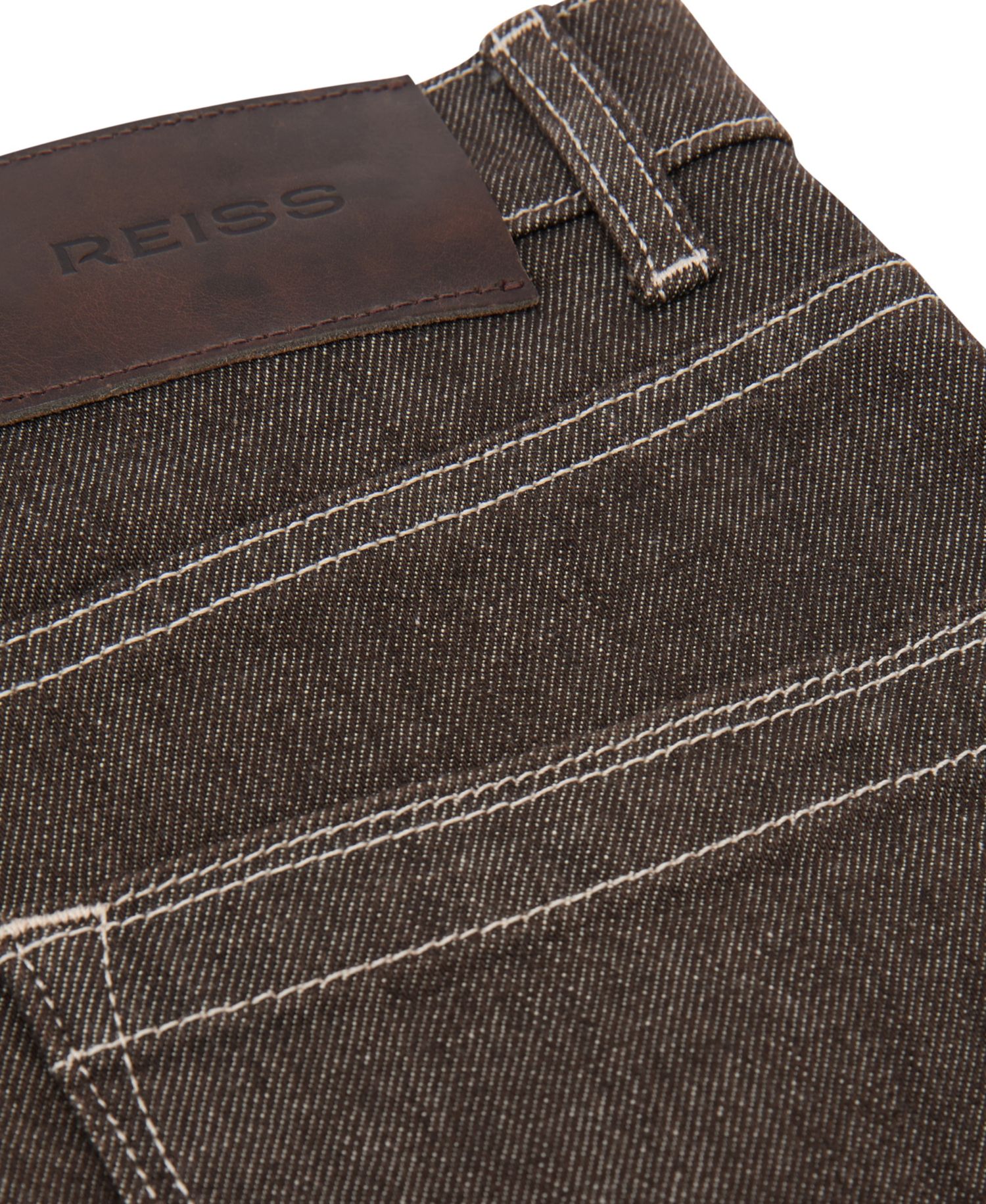 Women's Barrel-Leg Topstitched Jeans