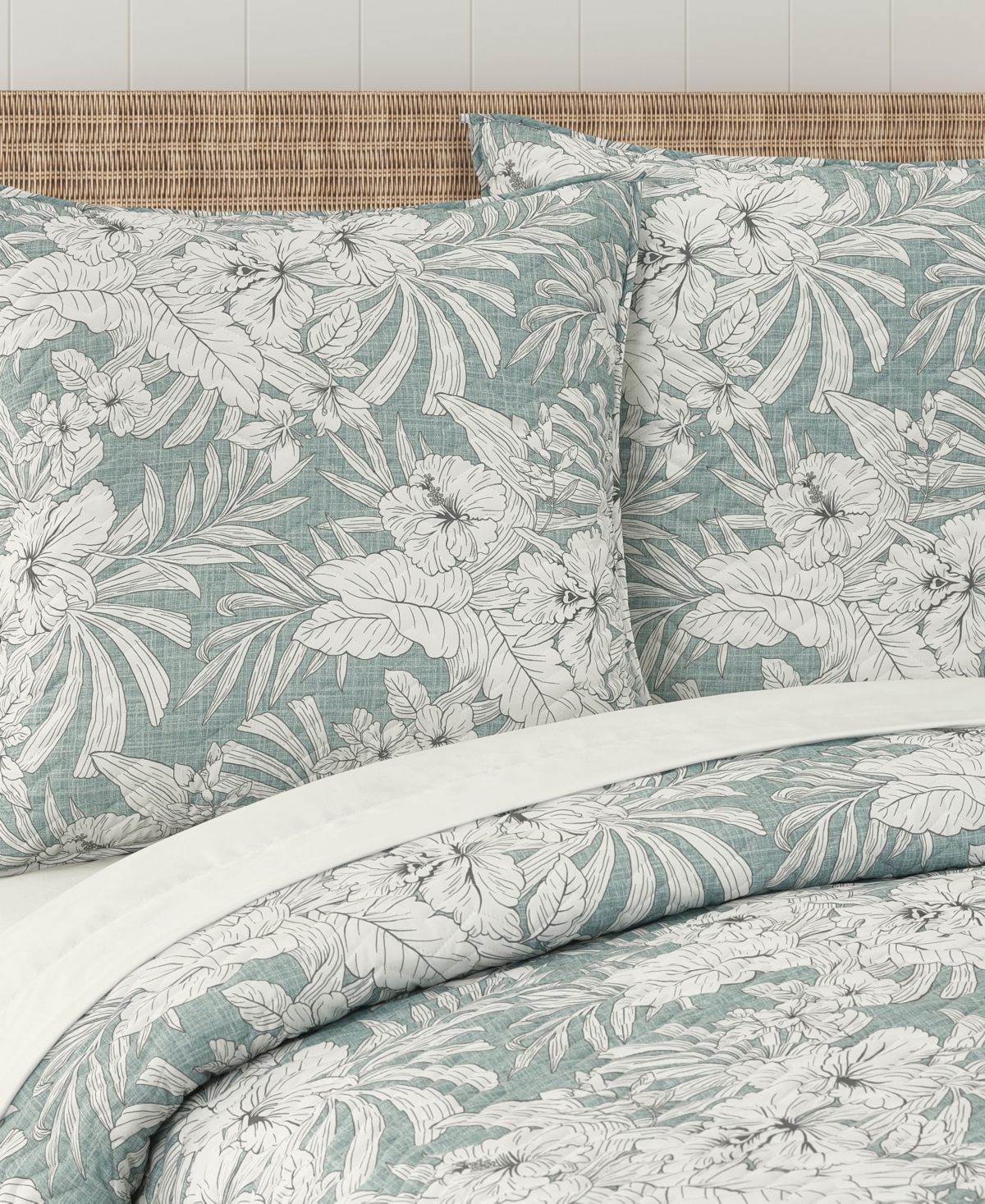 Salt Life Auckland Quilted Sham, European
