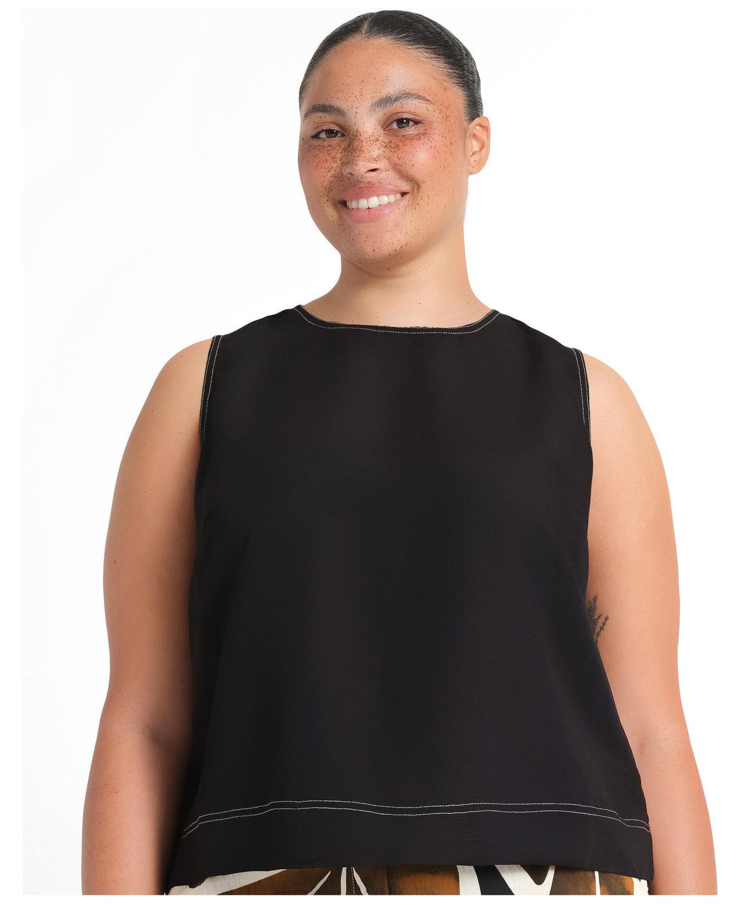 Women's Shae Linen Contrast Crew Tank Top