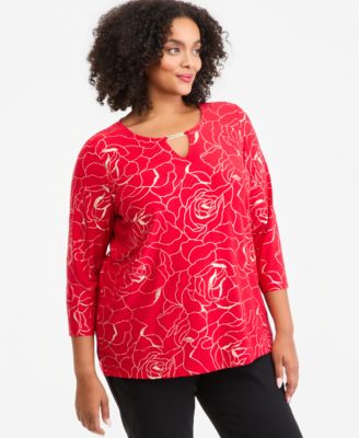Plus Size 3/4-Sleeve Keyhole Shine Party Top