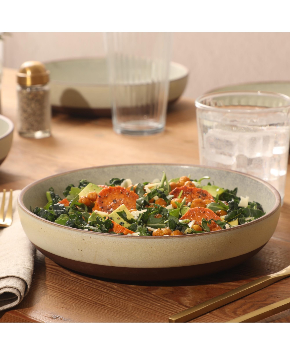 Gibson Home William Crest 4 Piece Dinner Bowl Set, 8.5 inch Round Reactive Stoneware Bowls, Large Soup, Pasta & Salad Bowls
