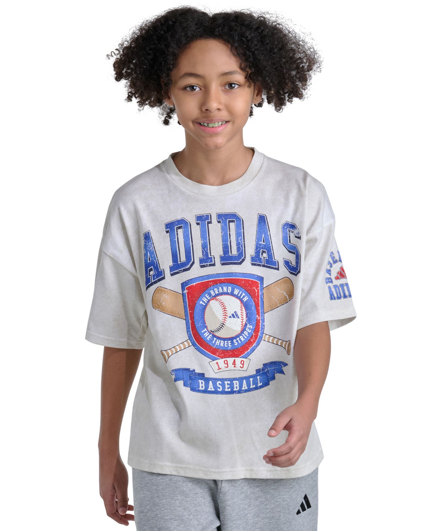 Футболка adidas Short-Sleeve Baseball T-Shirt для мальчиков, цвет: Молочный белый — фото 1