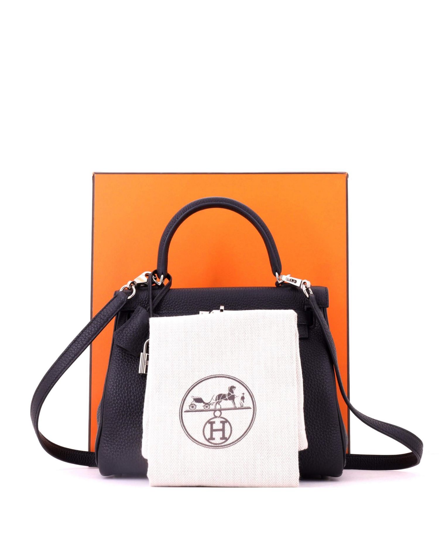 Kelly 25 Handbag Black Togo with Palladium Hardware