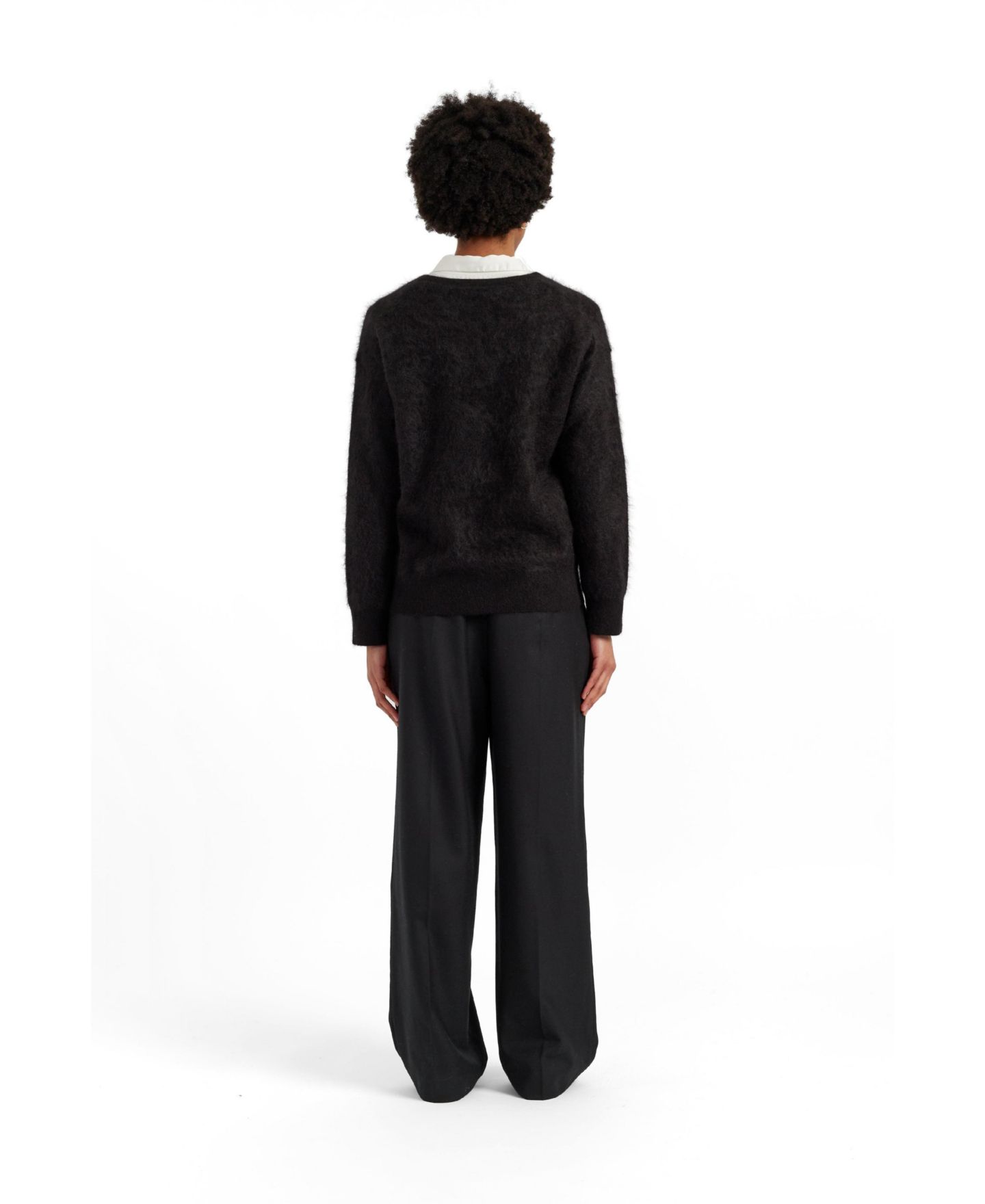 Женский свитер Chinti & Parker Brushed Cashmere Crew Neck, цвет: Чёрный — фото 3
