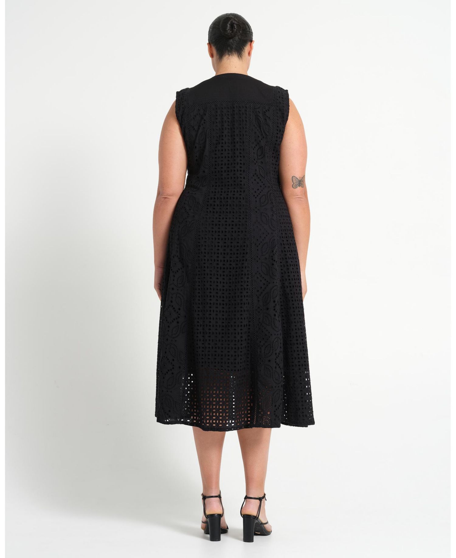 Women's Blair Cotton Embroidered Sleeveless Midi Dress