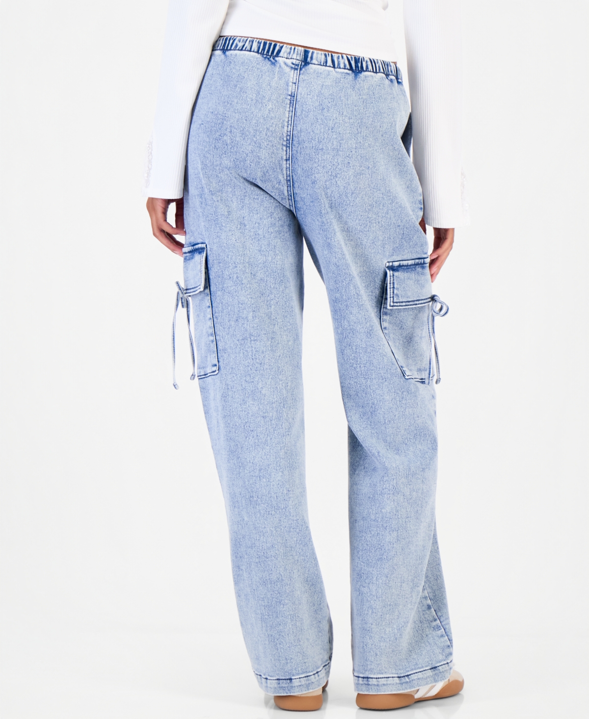 Vanilla Star Juniors' Wide-Leg Pull-On Cargo Jeans