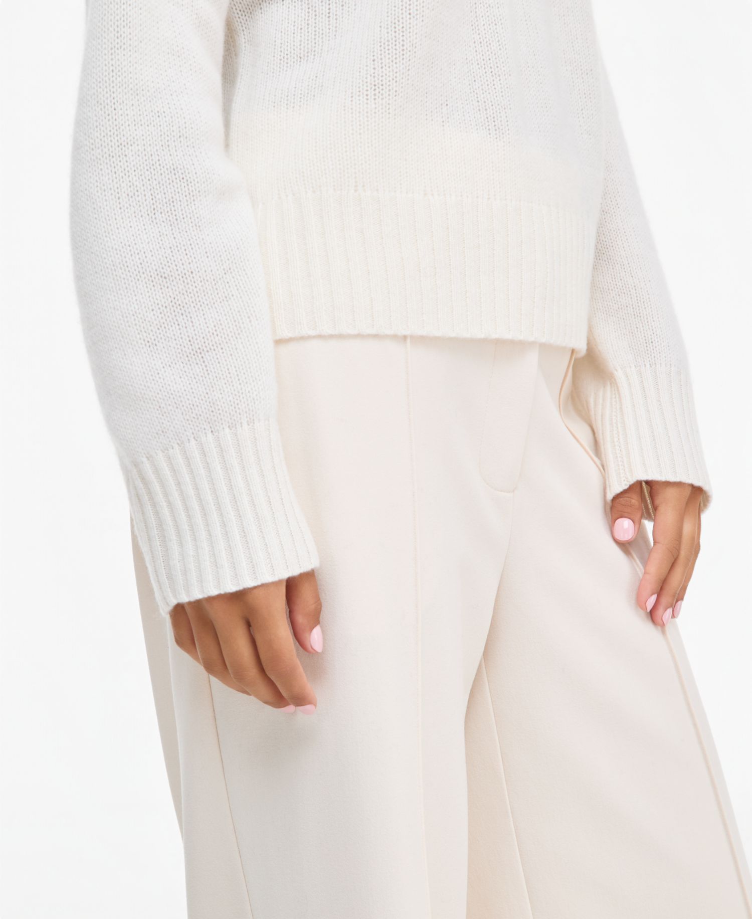 Petite 100% Cashmere Relaxed Crewneck Sweater