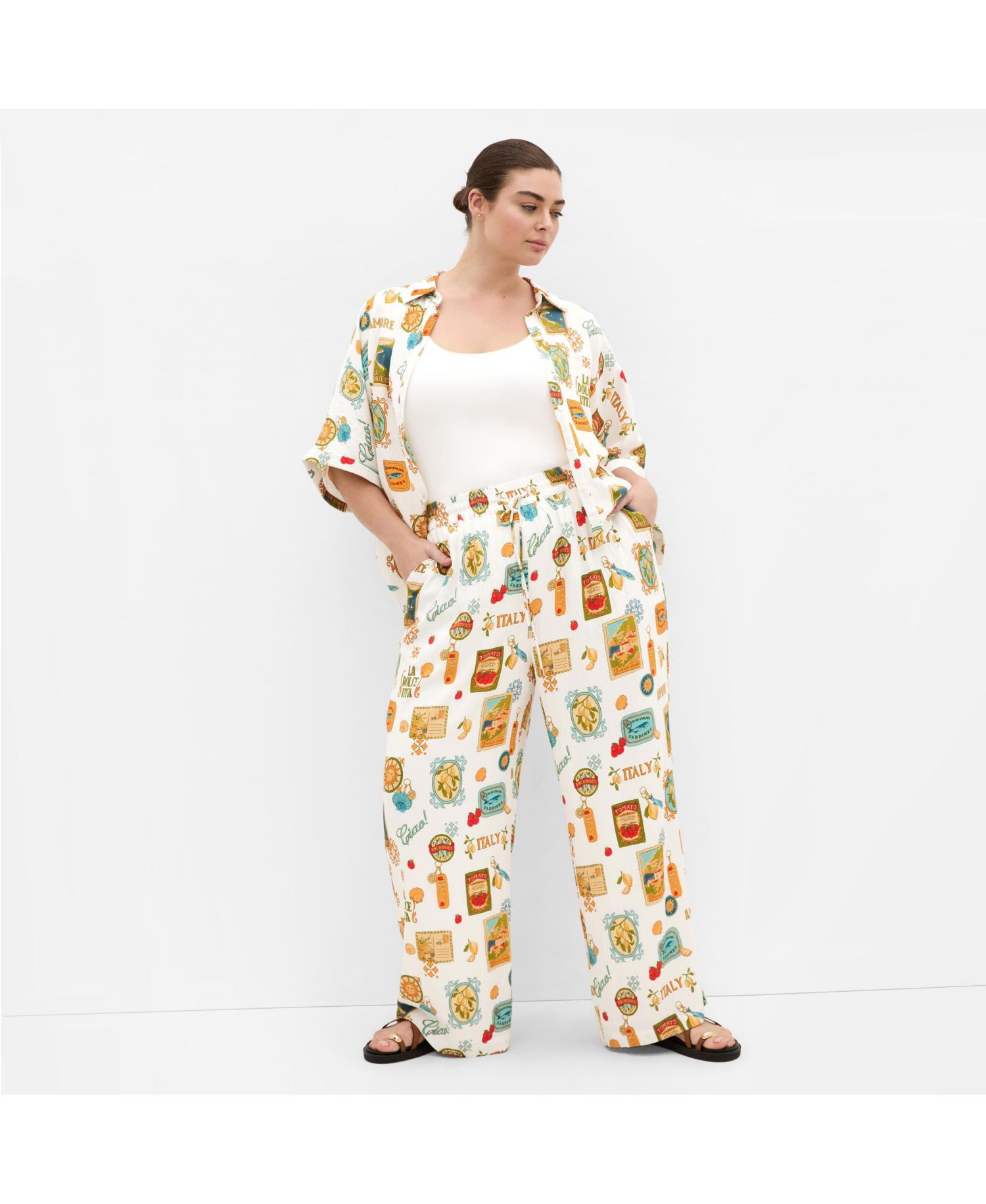 Plus Size Amore Print Wide Leg Pant
