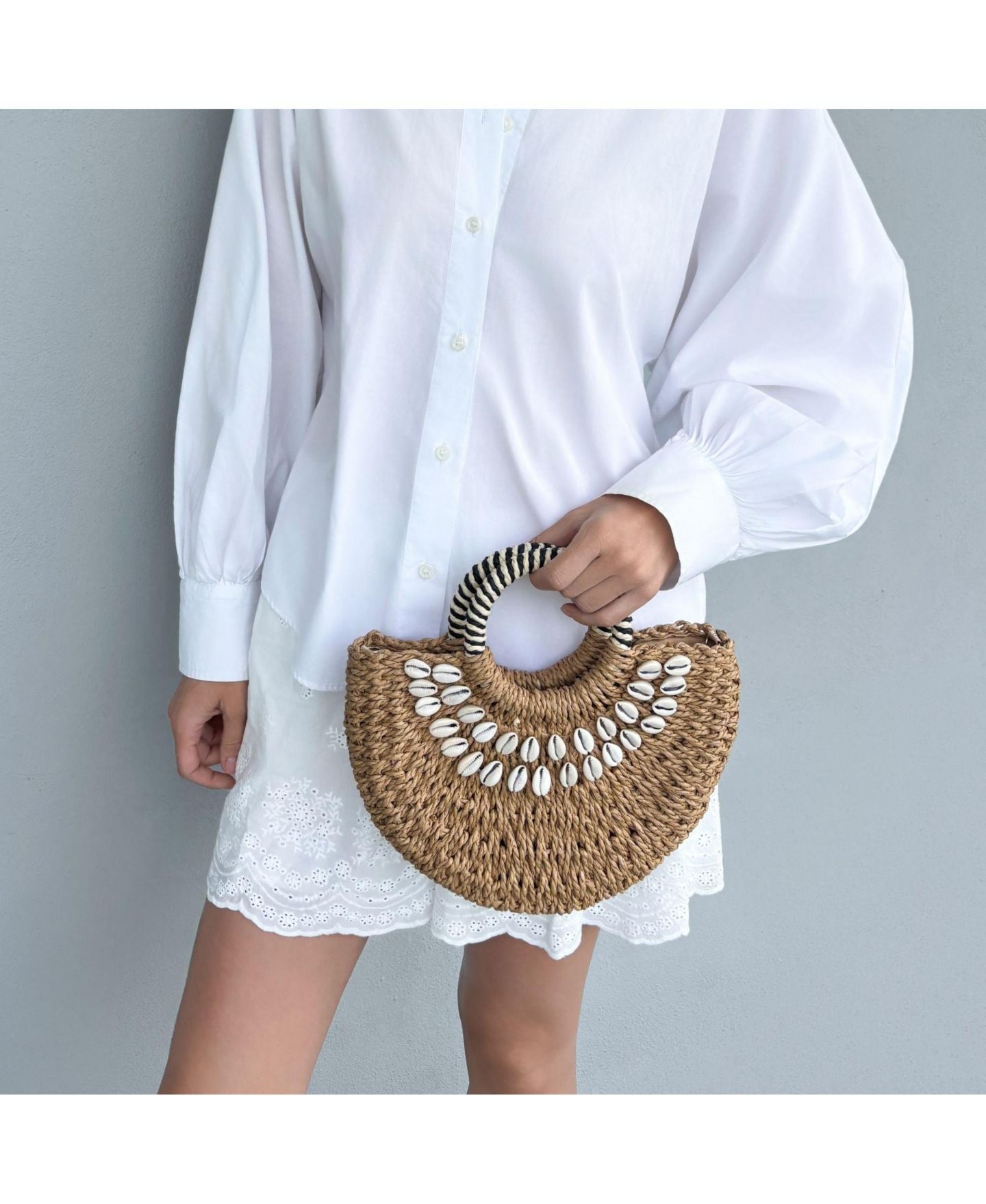 Женская сумка Adornia Fine Basket Arc Shell-Embroidered Handle Bag with Shoulder Strap, цвет: Коричневый — фото 2