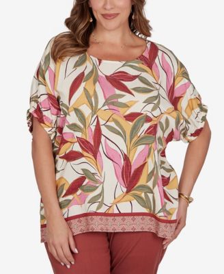Plus Size Textured Leaf Print Short-Sleeve Top