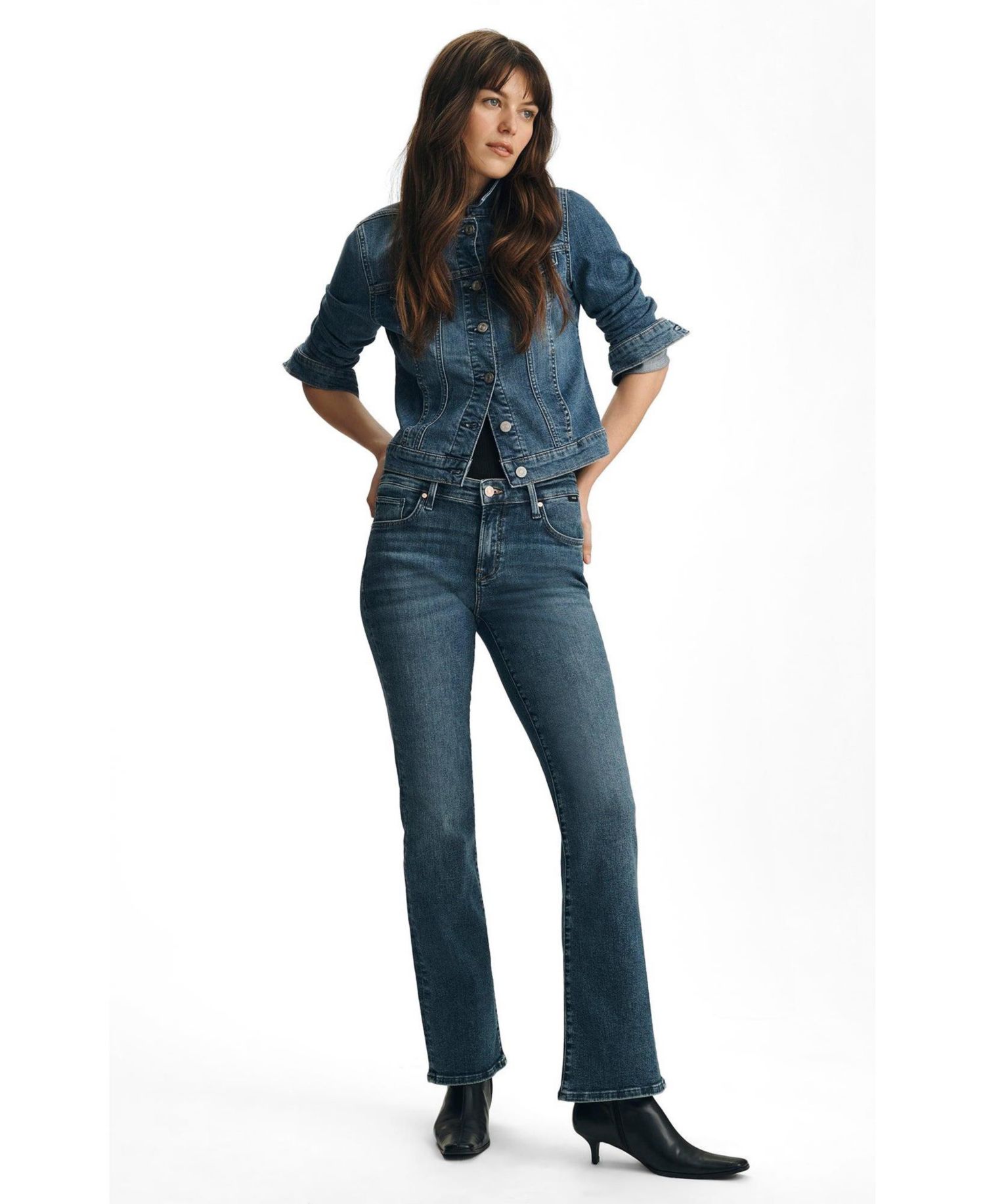 Women's Molly Mid Rise Bootcut Bootcut In Dark Brushed Flex Blue