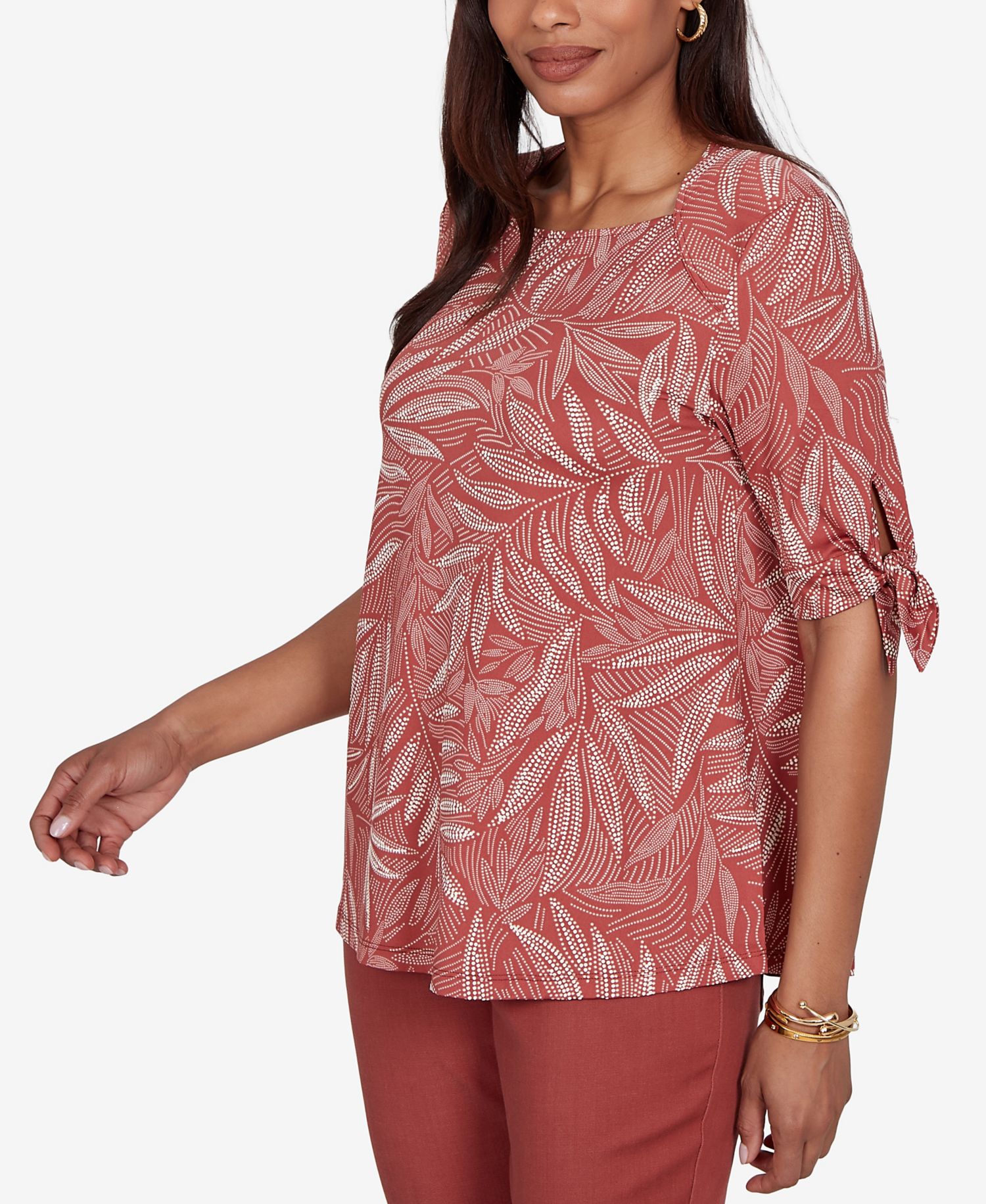 Petite Leaf Puff Print Knit Tie-Sleeve Top