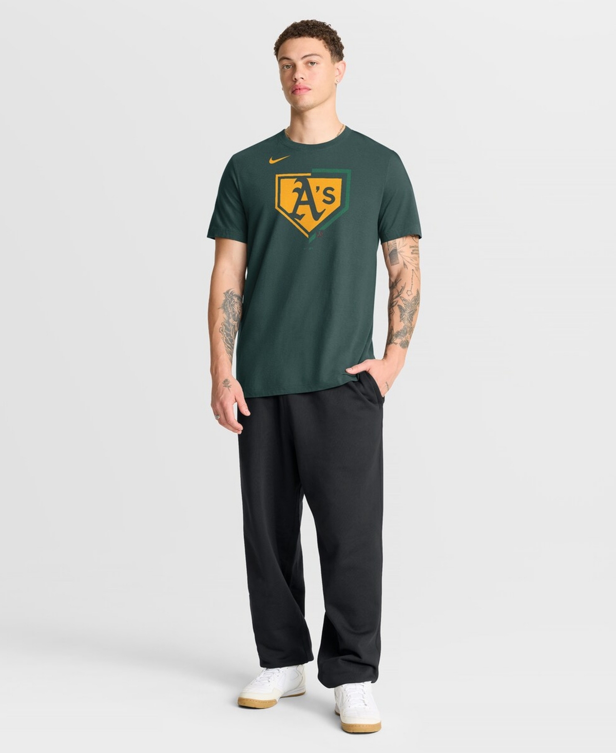 Nike Men's Green Athletics Icon T-Shirt