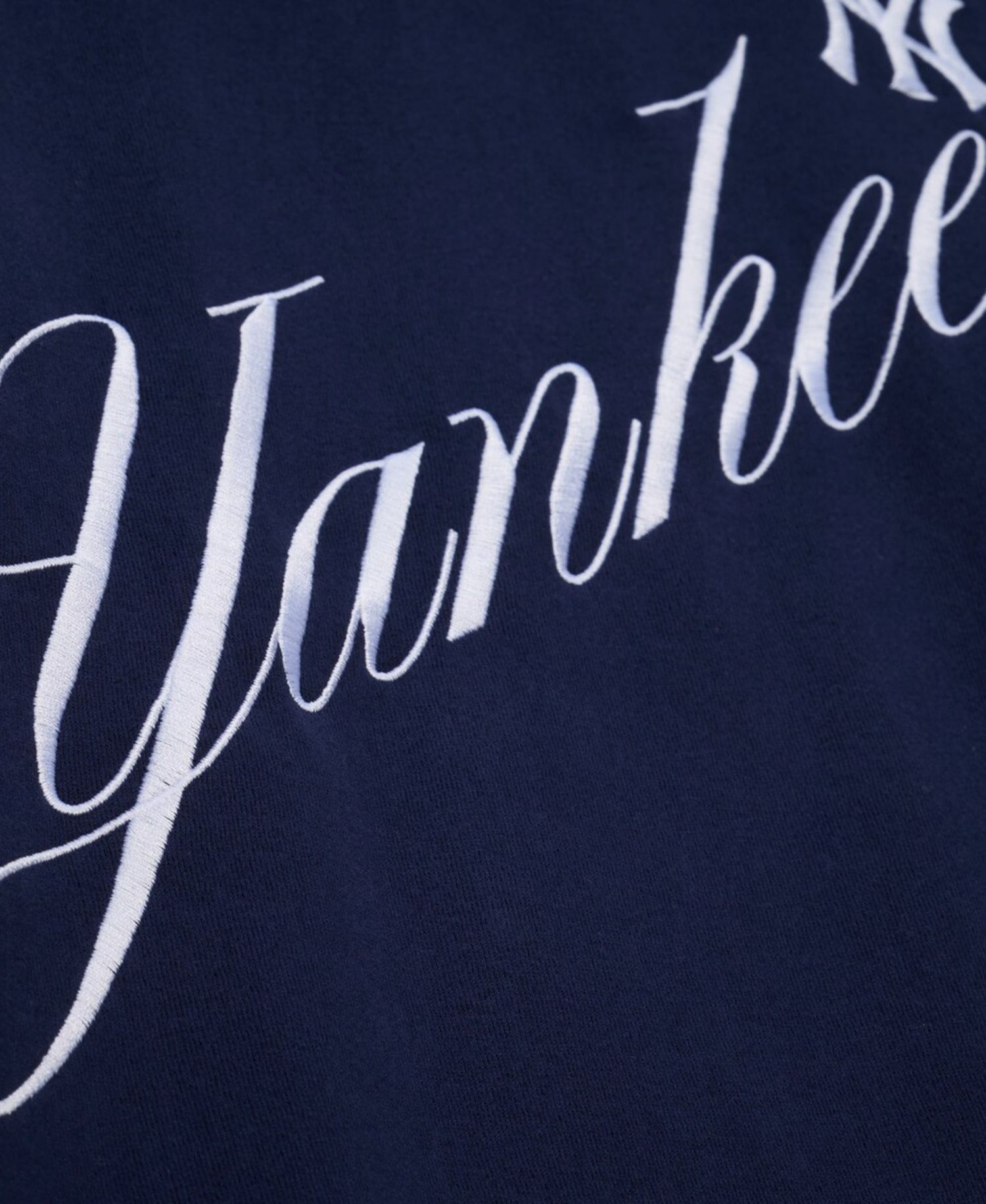 Women's Navy New York Yankees Script Sweatshirt
