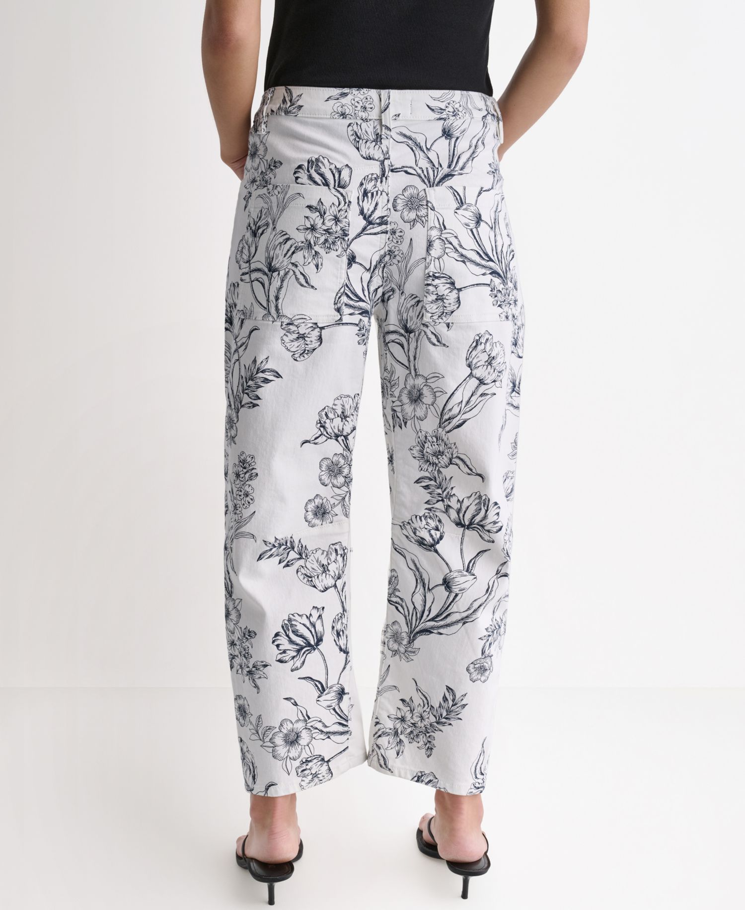 Women's Printed Flat-Front Barrel Leg Jeans