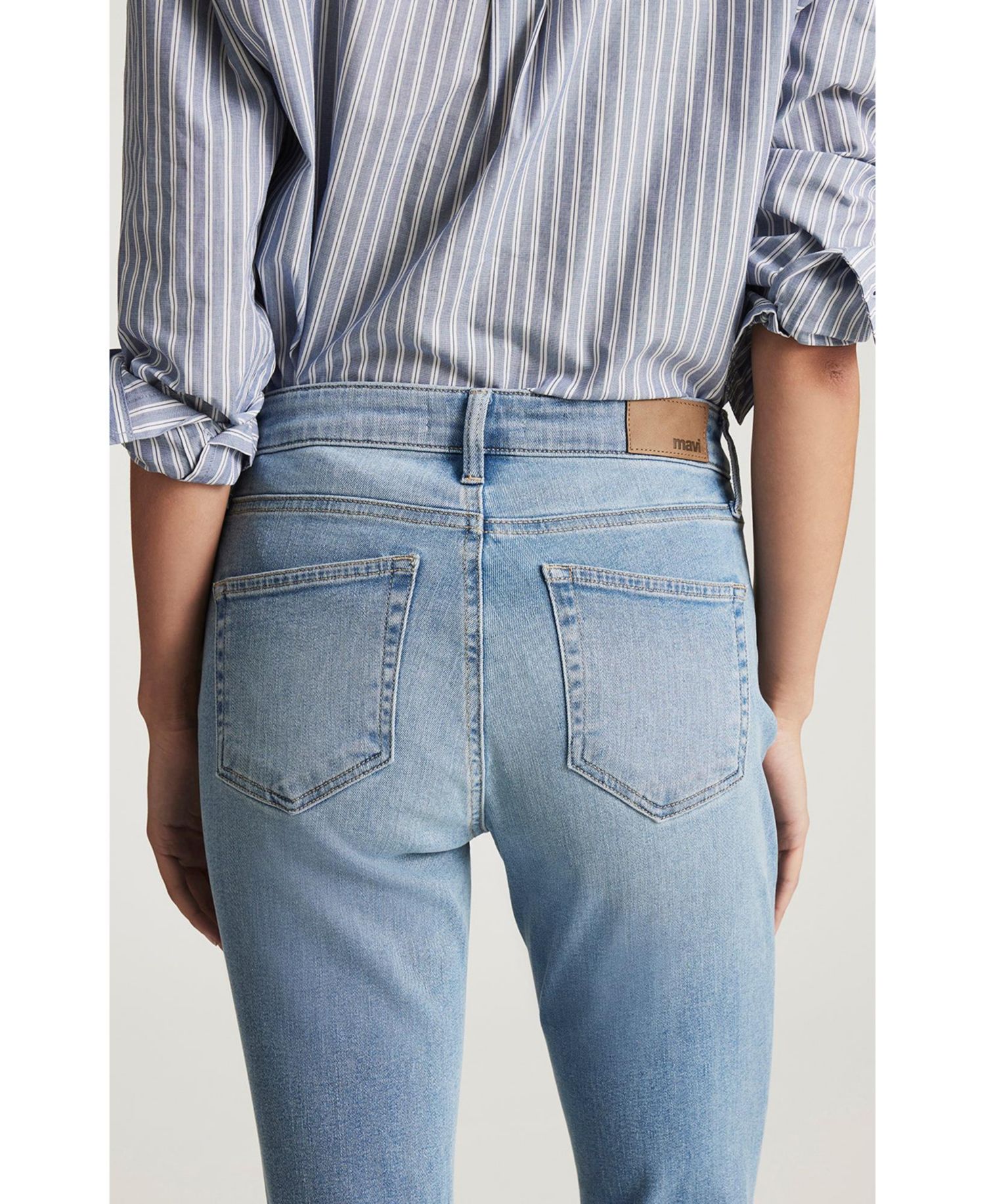 Women's Molly Mid Rise Bootcut Jeans