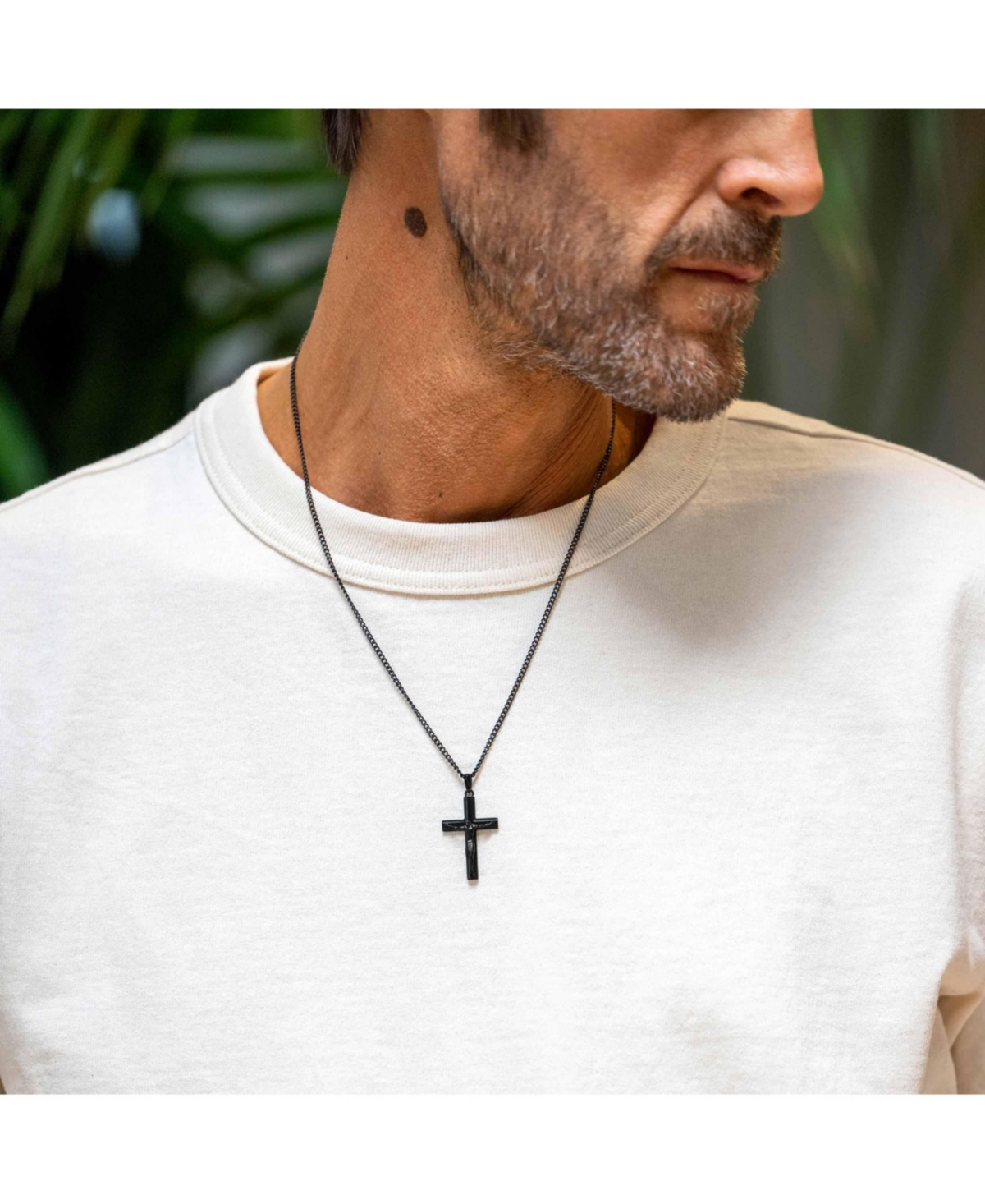 Vincero Crucifix Pendant - Stealth