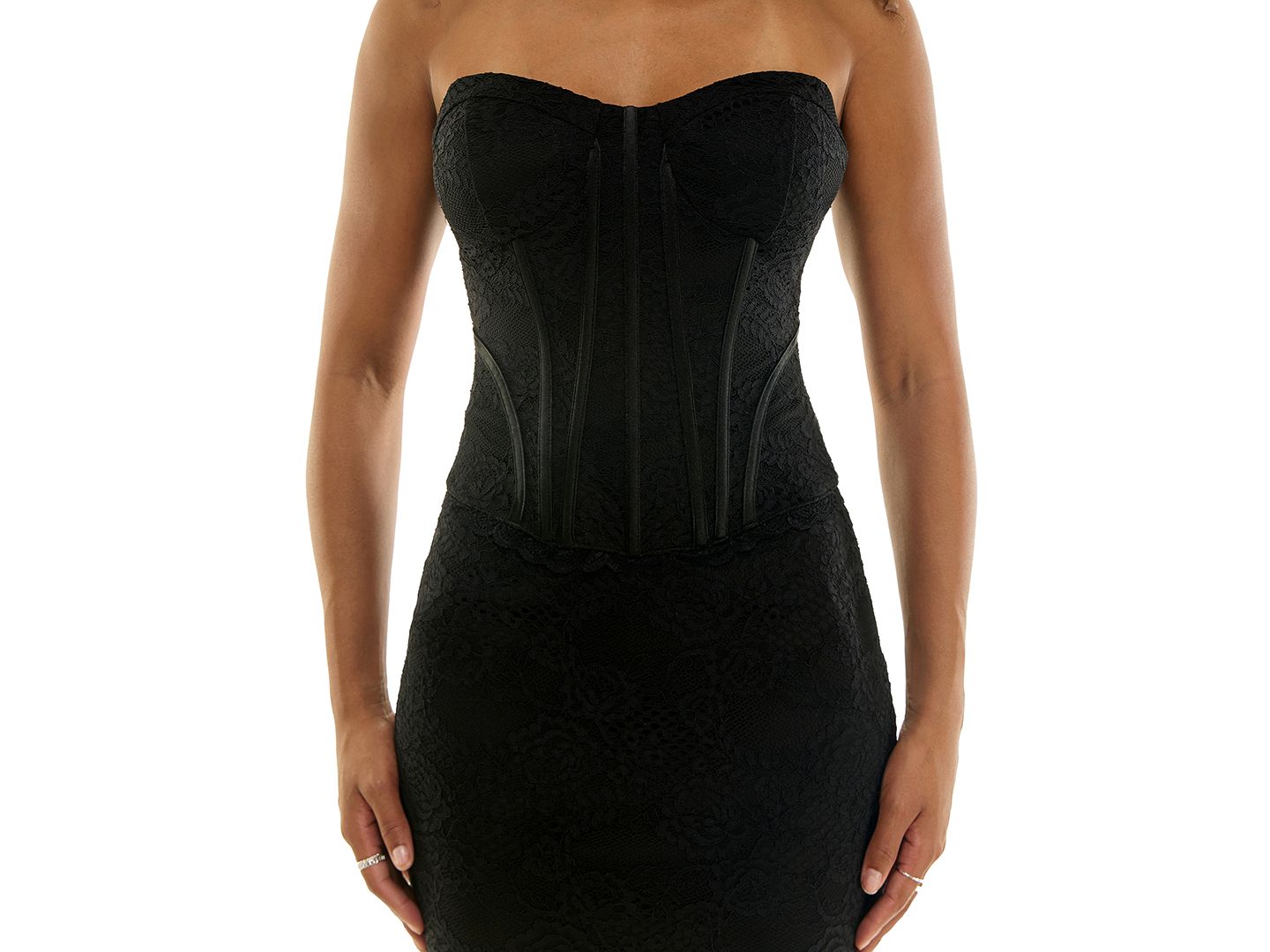 Женское платье KATIA RAE Juniors' Strapless Sweetheart Neck Lace Corset Midi, цвет: Чёрный — фото 3