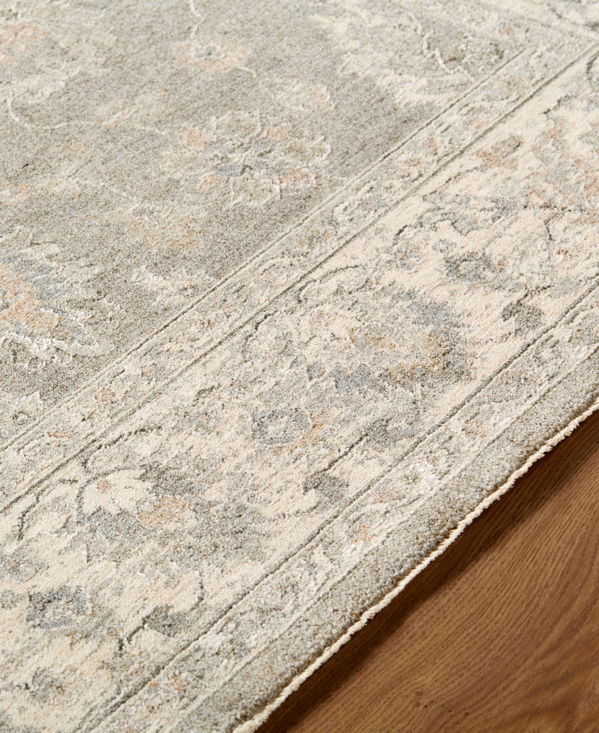 Livabliss Poetry 627332 6'7" x 9'6" Area Rug
