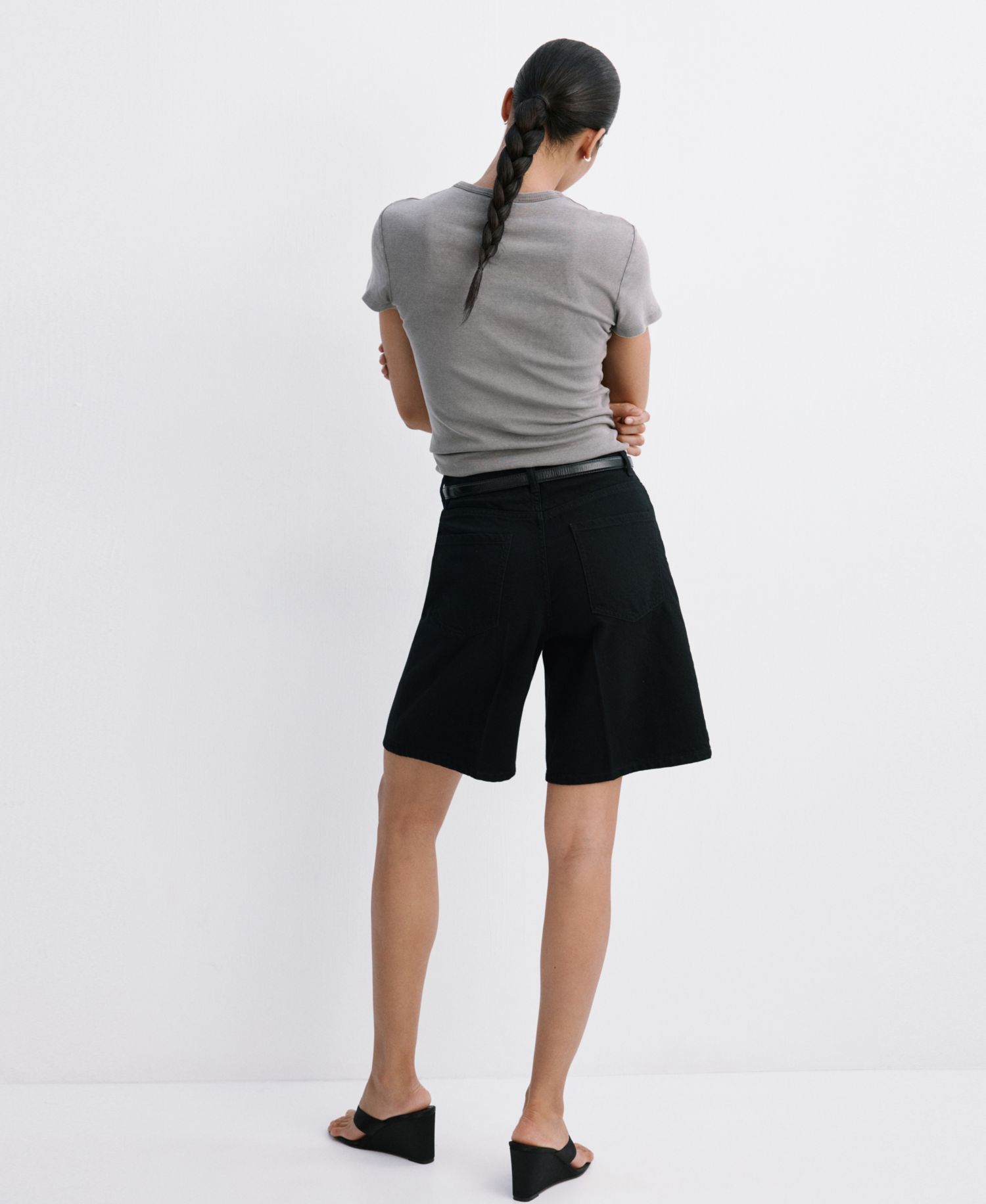 Women's High-Waist Straight-Fit Denim Shorts