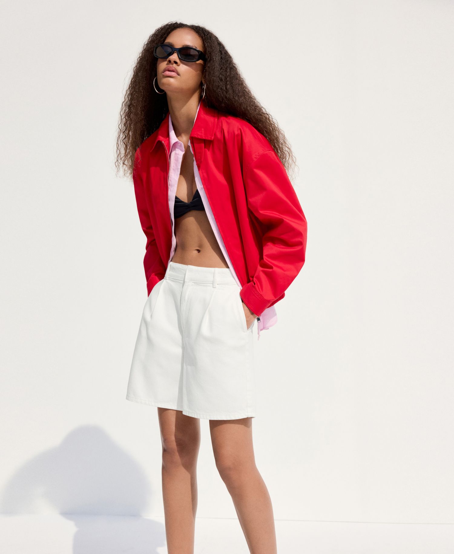 Women's Pleats Mid-Rise Denim Bermuda Shorts