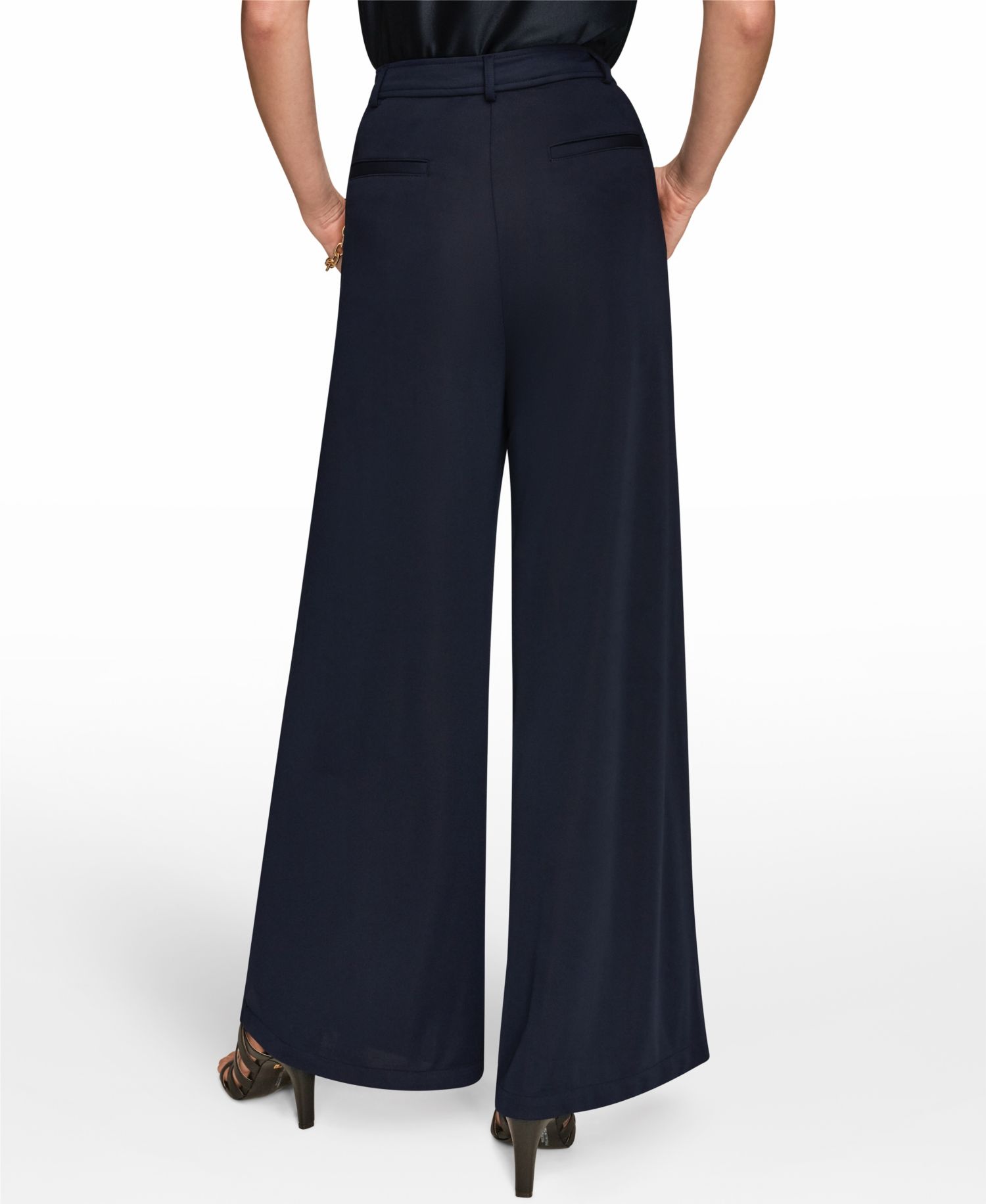 Women's Pleated Zip-Fly Pants