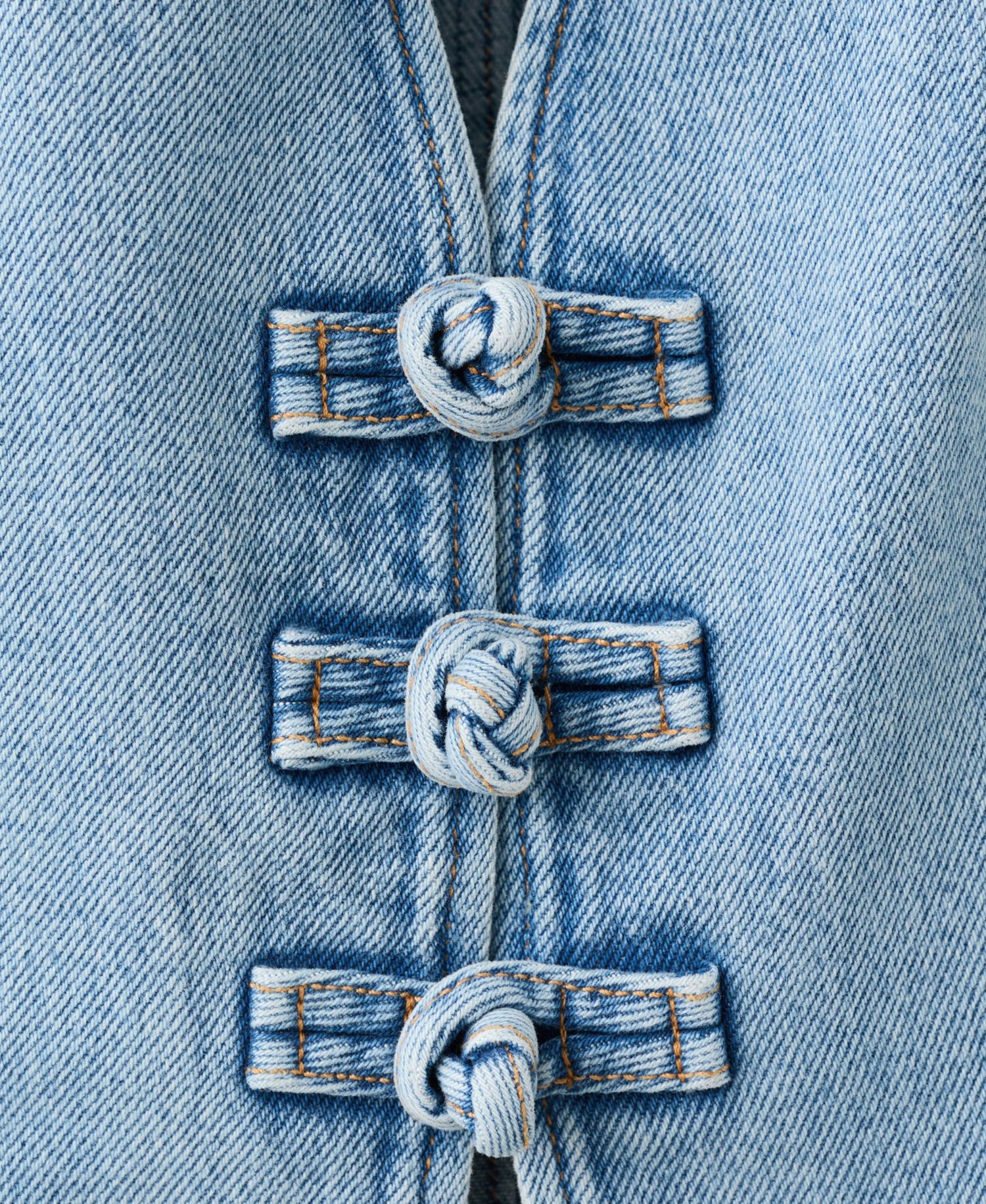 Women's Toggles Denim Top
