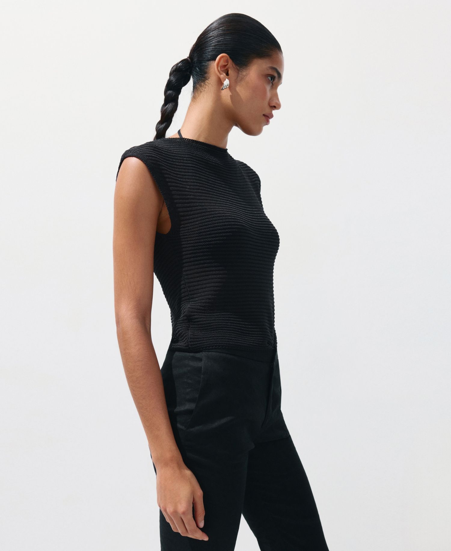 Women's Short-Sleeved Knitted Sweater