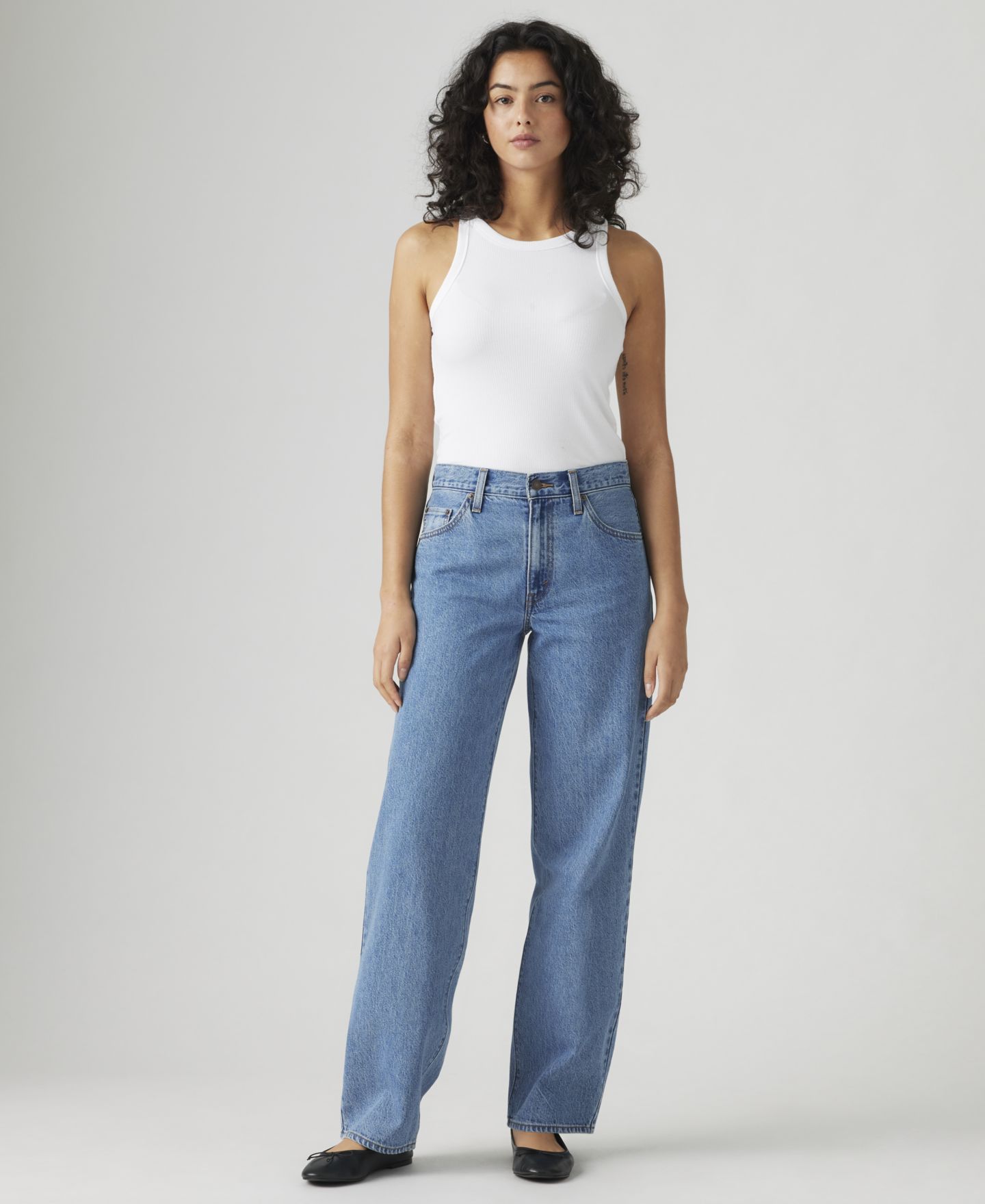Женские джинсы Levi's Premium Mid-Rise Baggy Dad, цвет: Серо-бежевый — фото 2