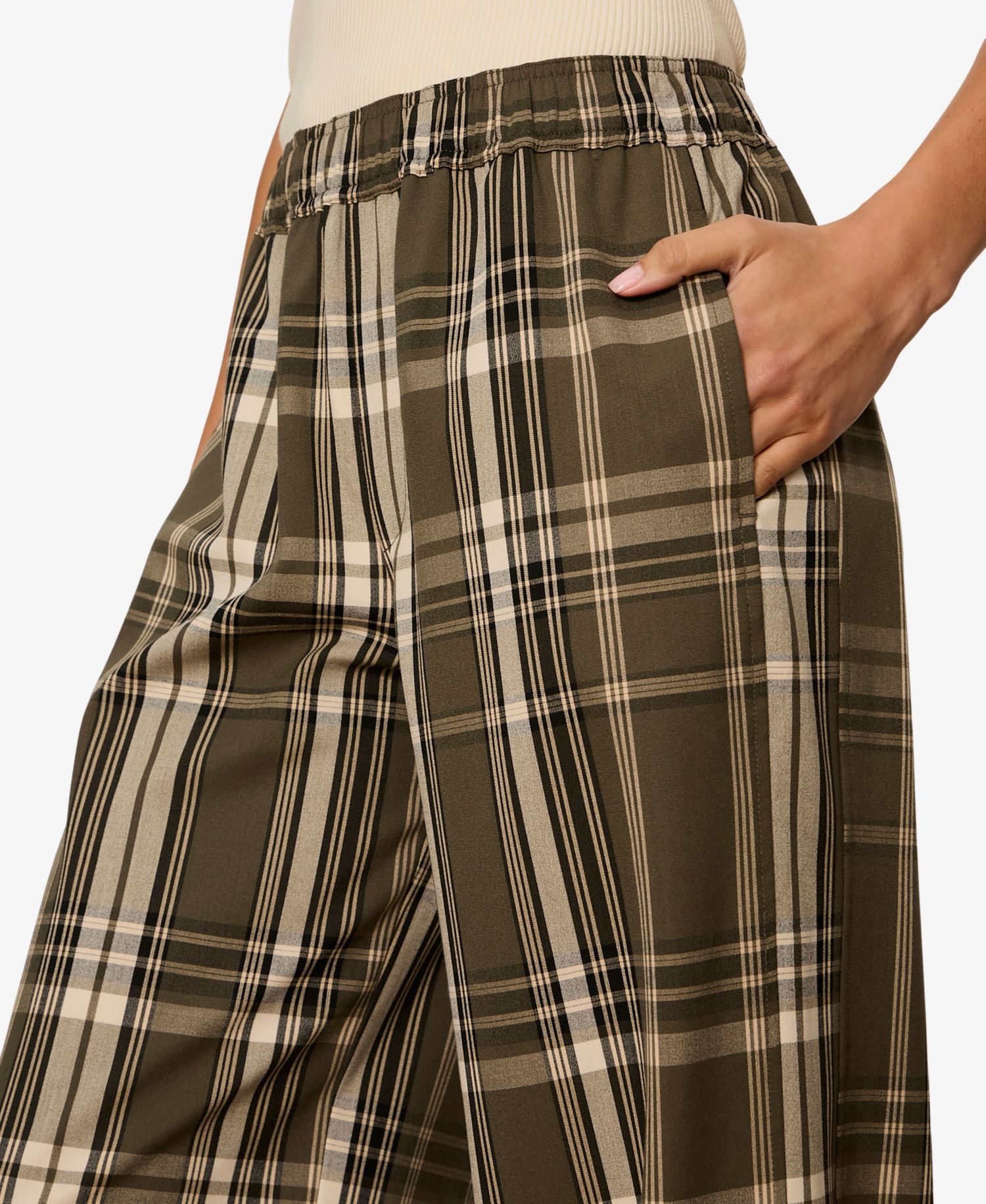 Petite Micro Balloon Wide-Leg Pants