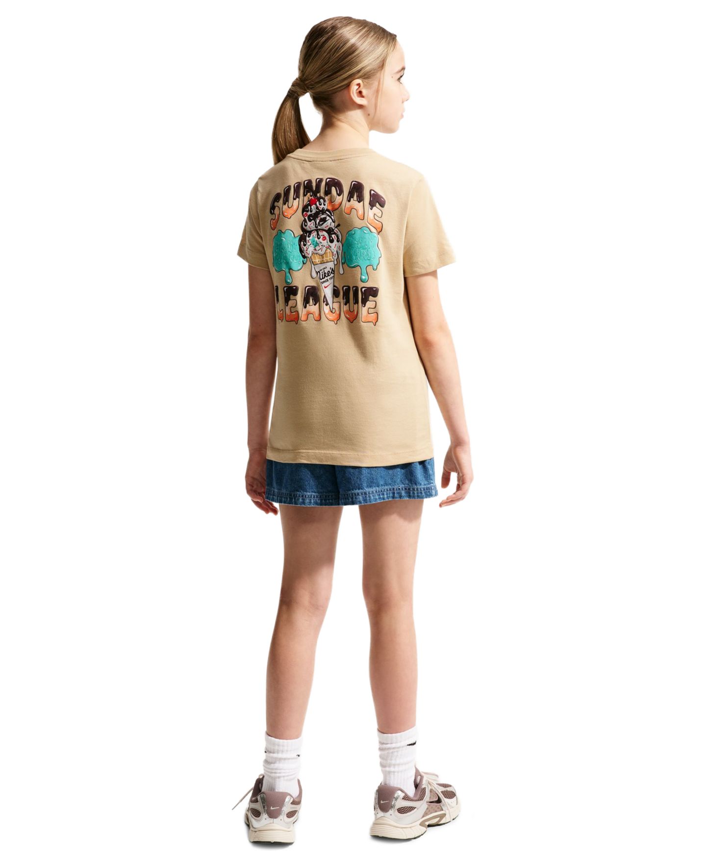 Детская футболка Nike Sportswear 8-20 Short-Sleeve T-Shirt, цвет: Льняной — фото 5
