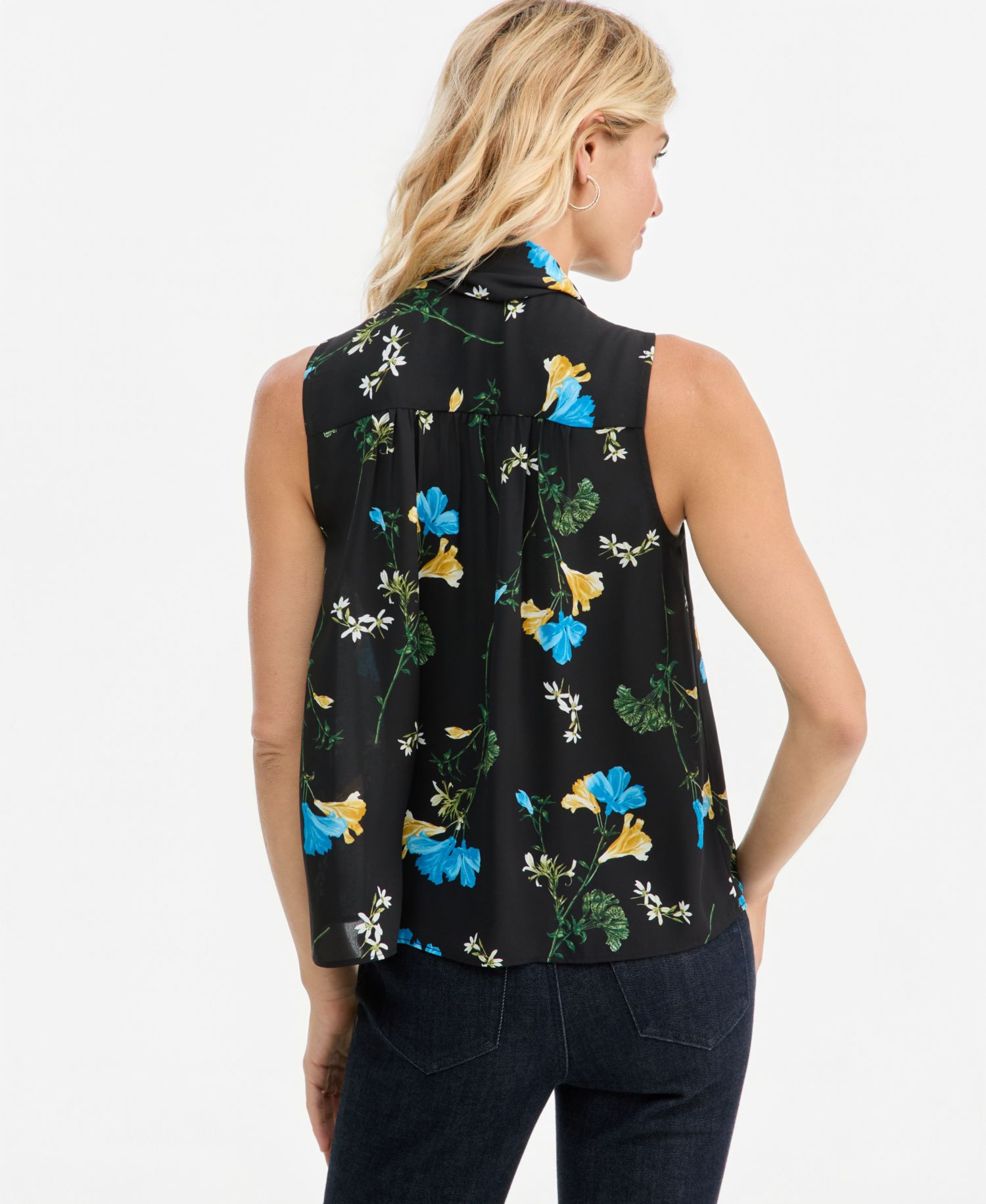 Women's Sleeveless Floral-Print Ruffle Front Blouse