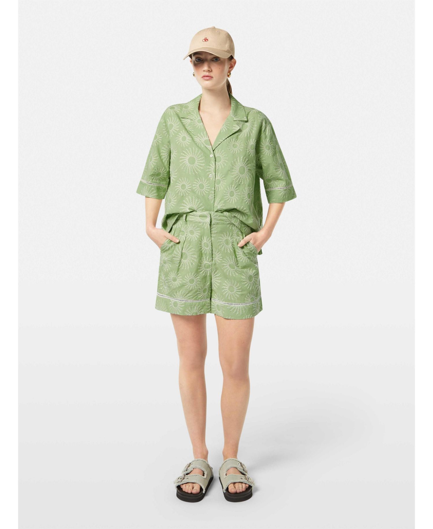 Women's High Rise Broderie Shorts