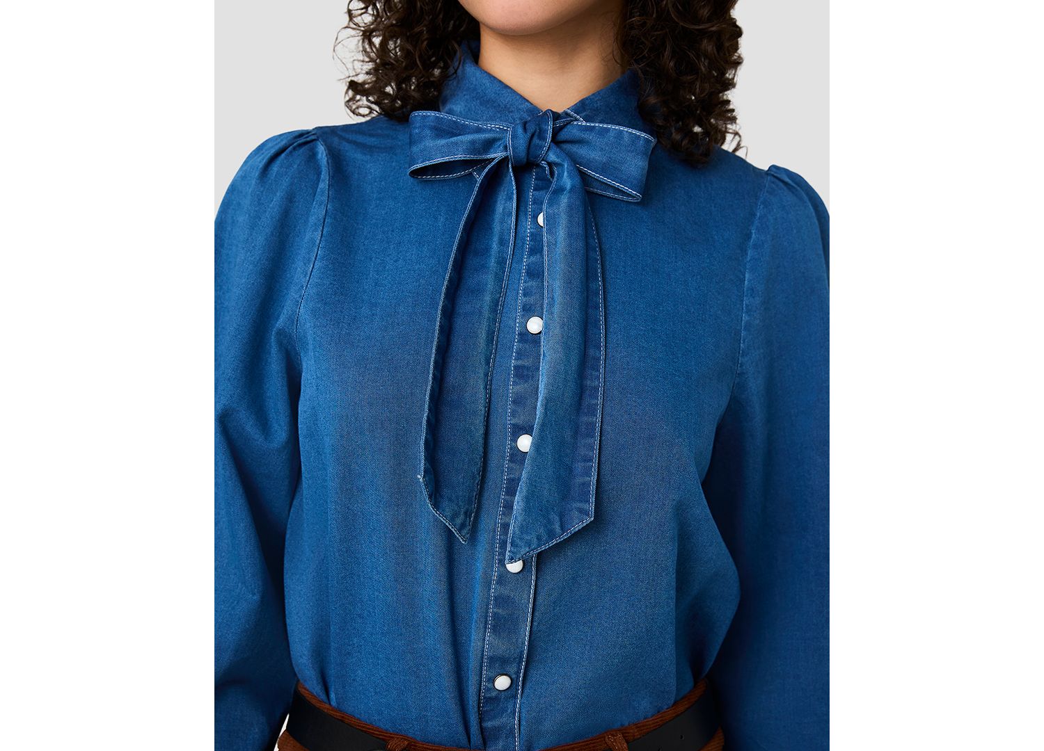 Women's Collared Button-Front Top