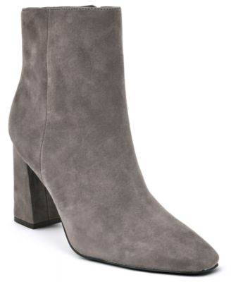 Women's Reraye Block Heel Ankle Booties
