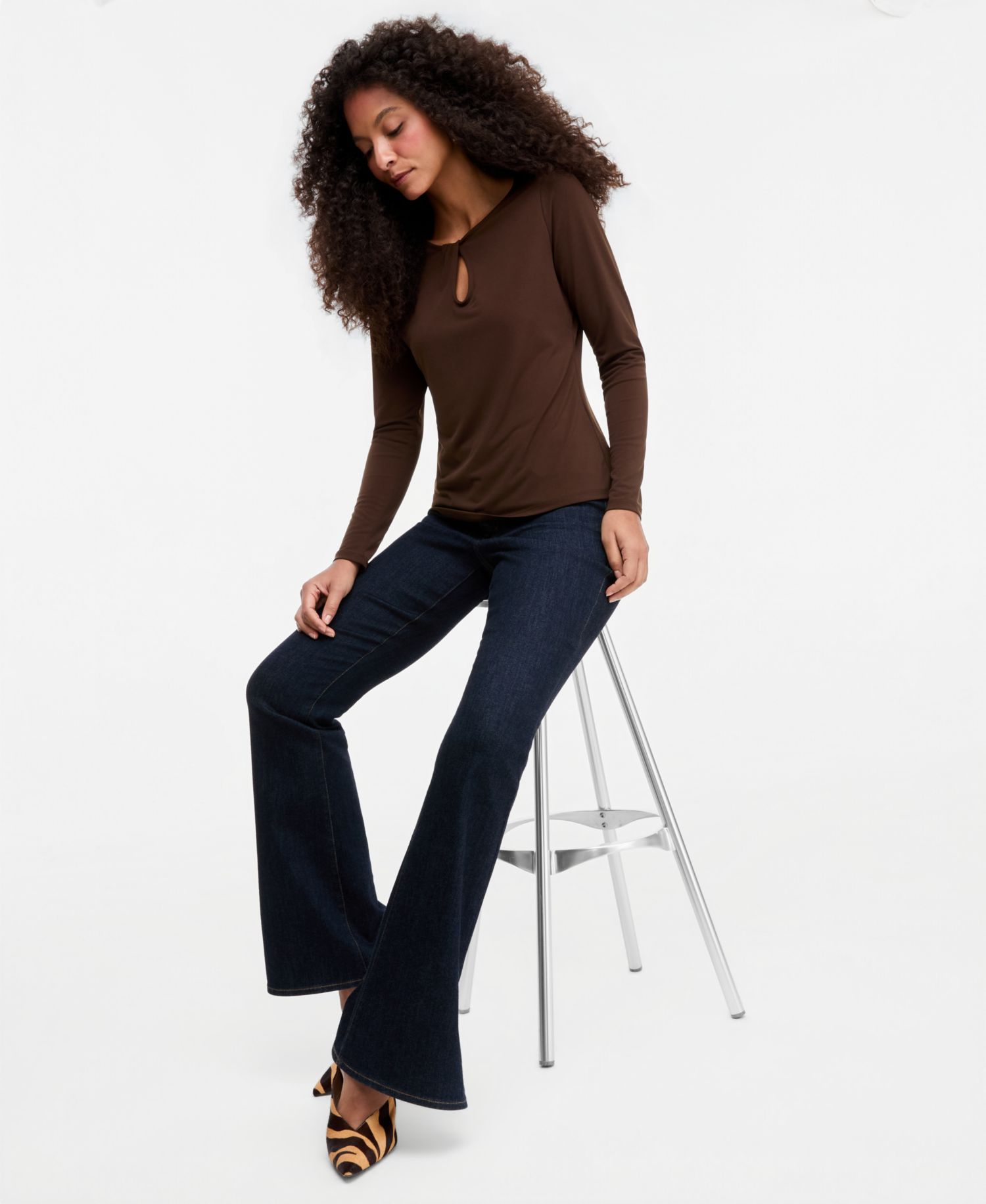 Women's Long-Sleeve Keyhole Twist Top