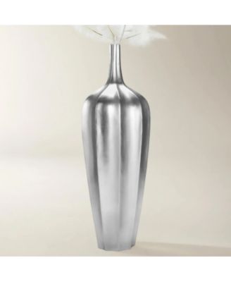 Accolade Vase