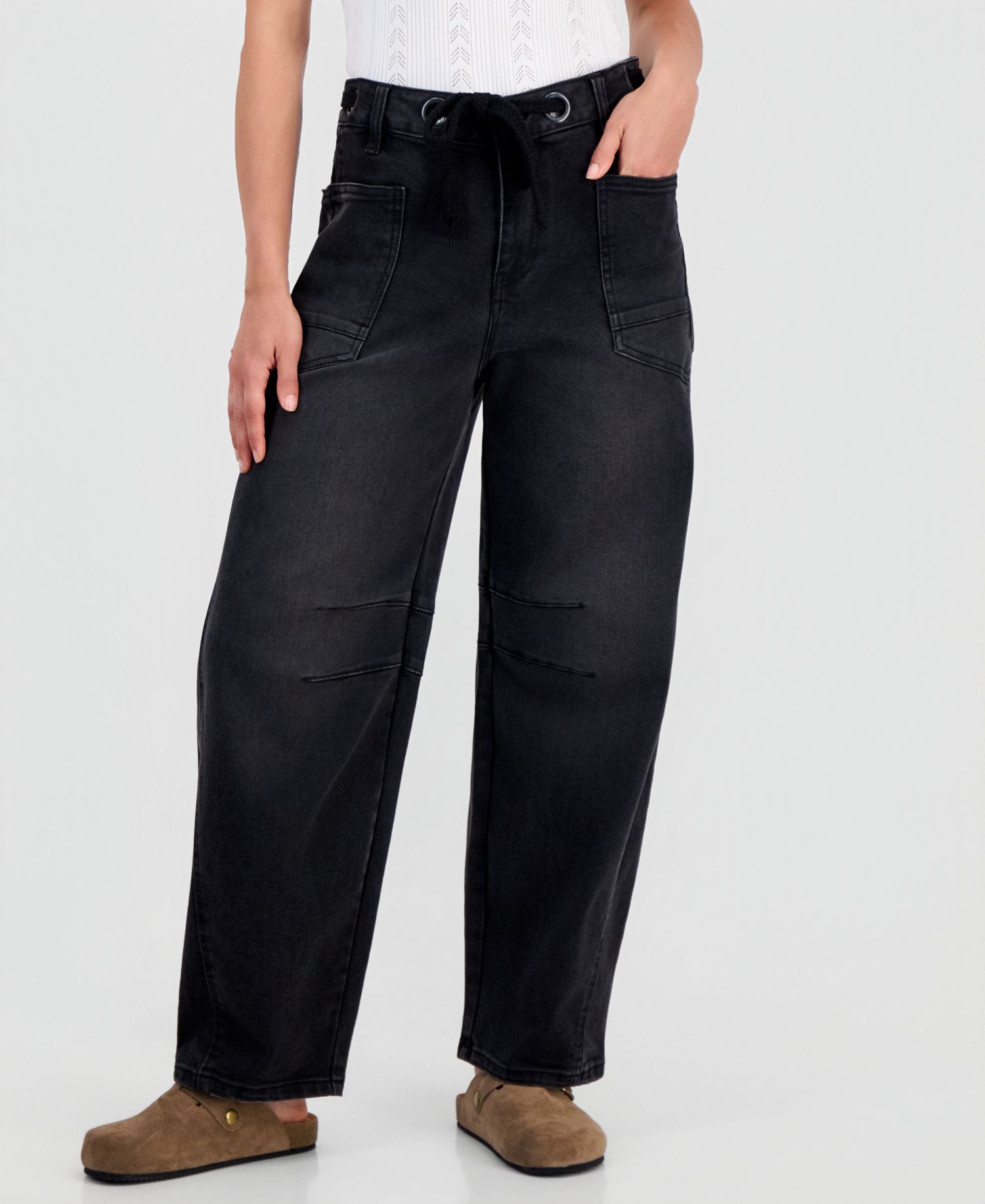 Trendy Plus Size Tie-Waist Barrel Jeans