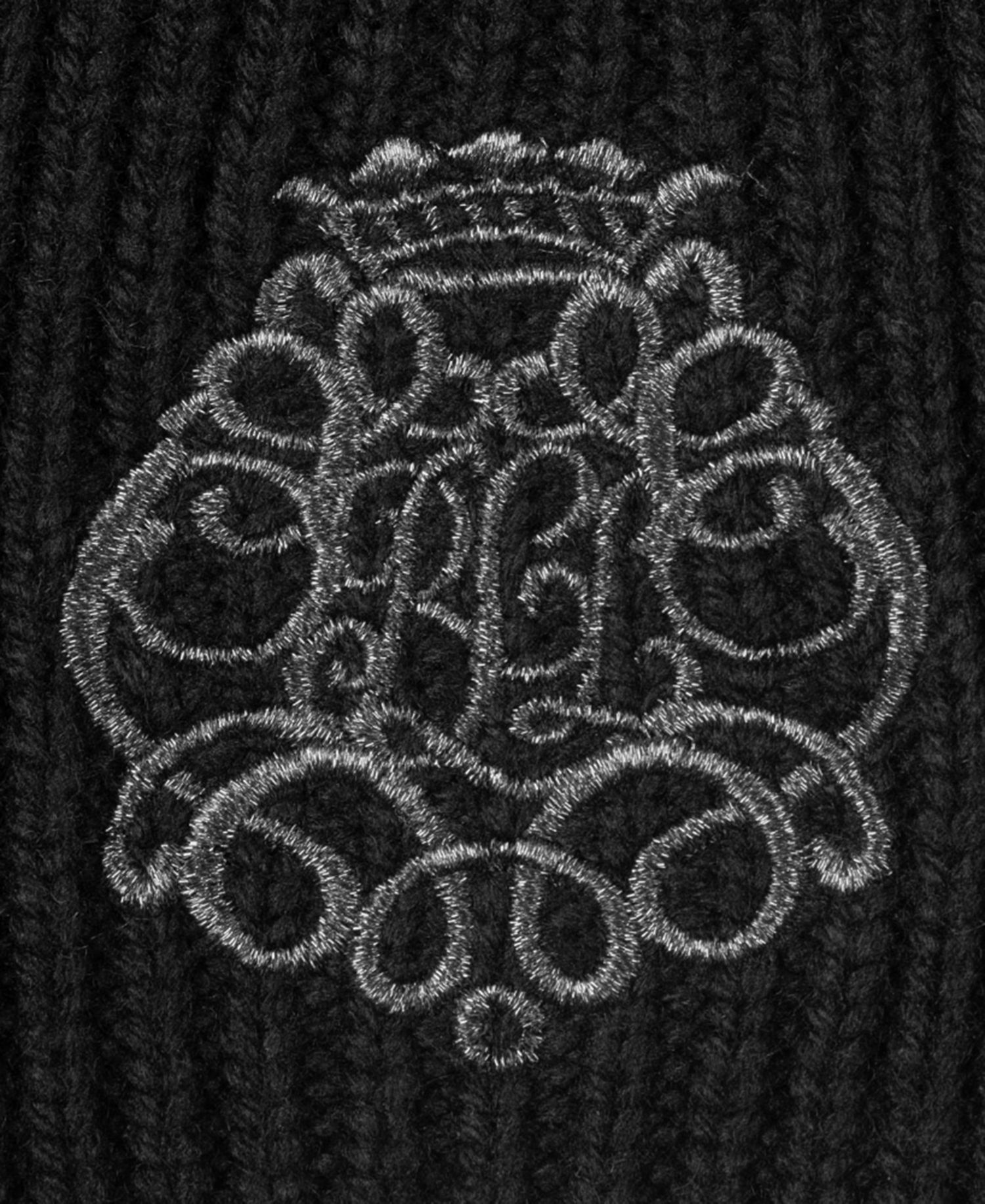 Direct Embroidery Cable Scarf