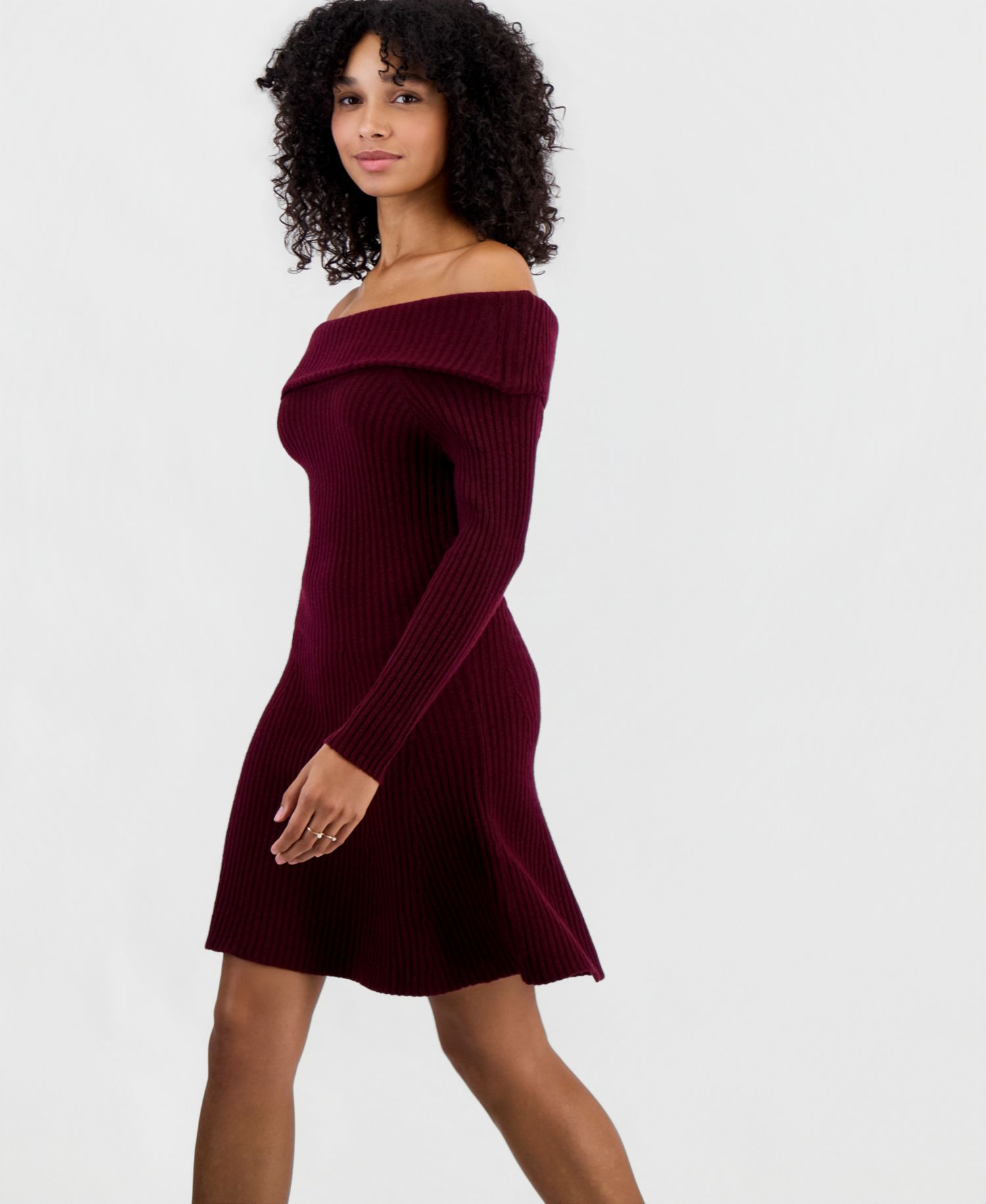 Juniors' Marilyn Off-Shoulder Ribbed-Knit Sweater Dress