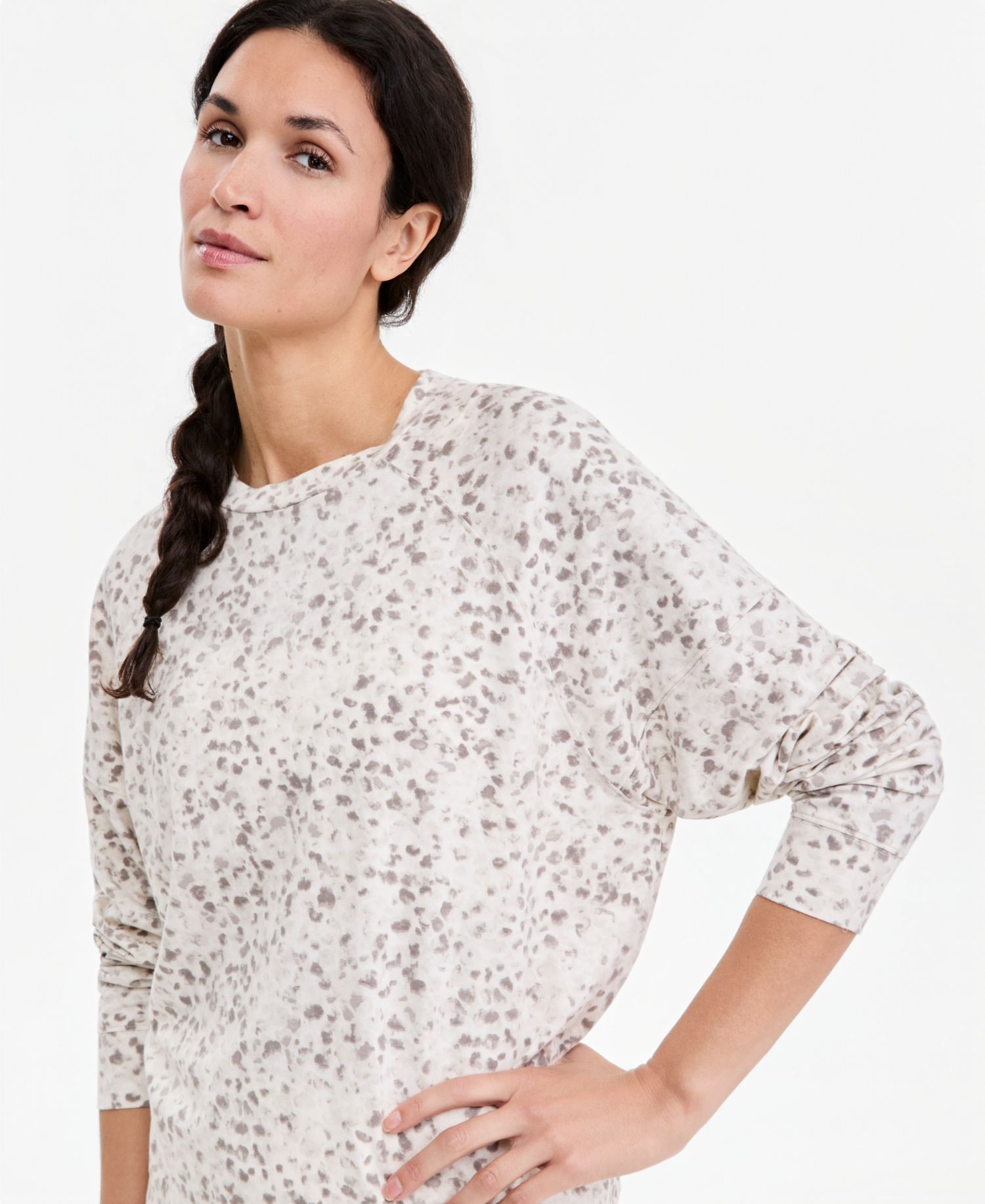 Women's Soft Paw Printed Relaxed-Fit Cotton-Blend Crewneck Long-Sleeve Tee