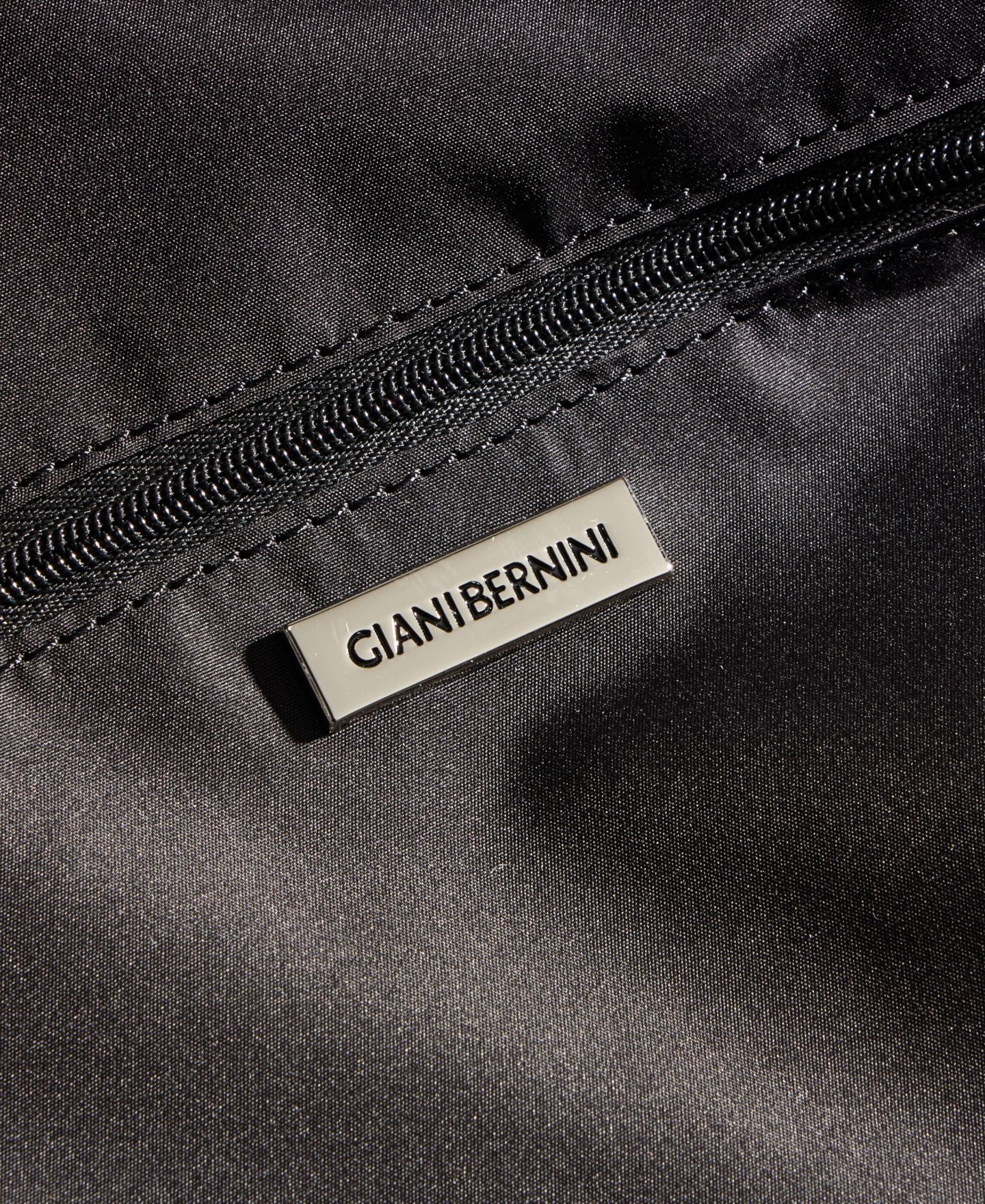 Женская сумка Giani Bernini Nappa Suede Combo Hobo, цвет: Чёрный — фото 6