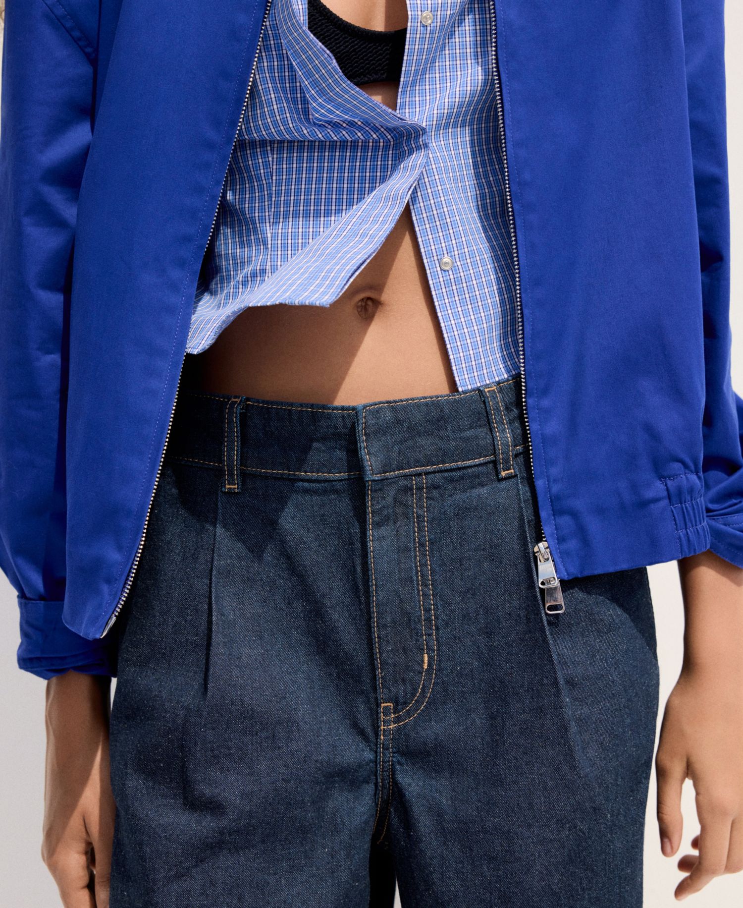 Women's Mid-Rise Pleats Denim Bermuda Shorts