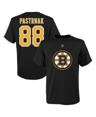 Big Boys and Girls David Pastrnak Black Boston Bruins Player Name & Number T-Shirt