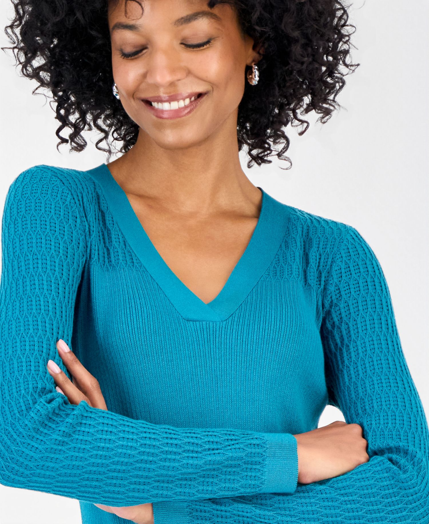 Women's Mixed Stitch Long-Sleeve V-Neck Sweater